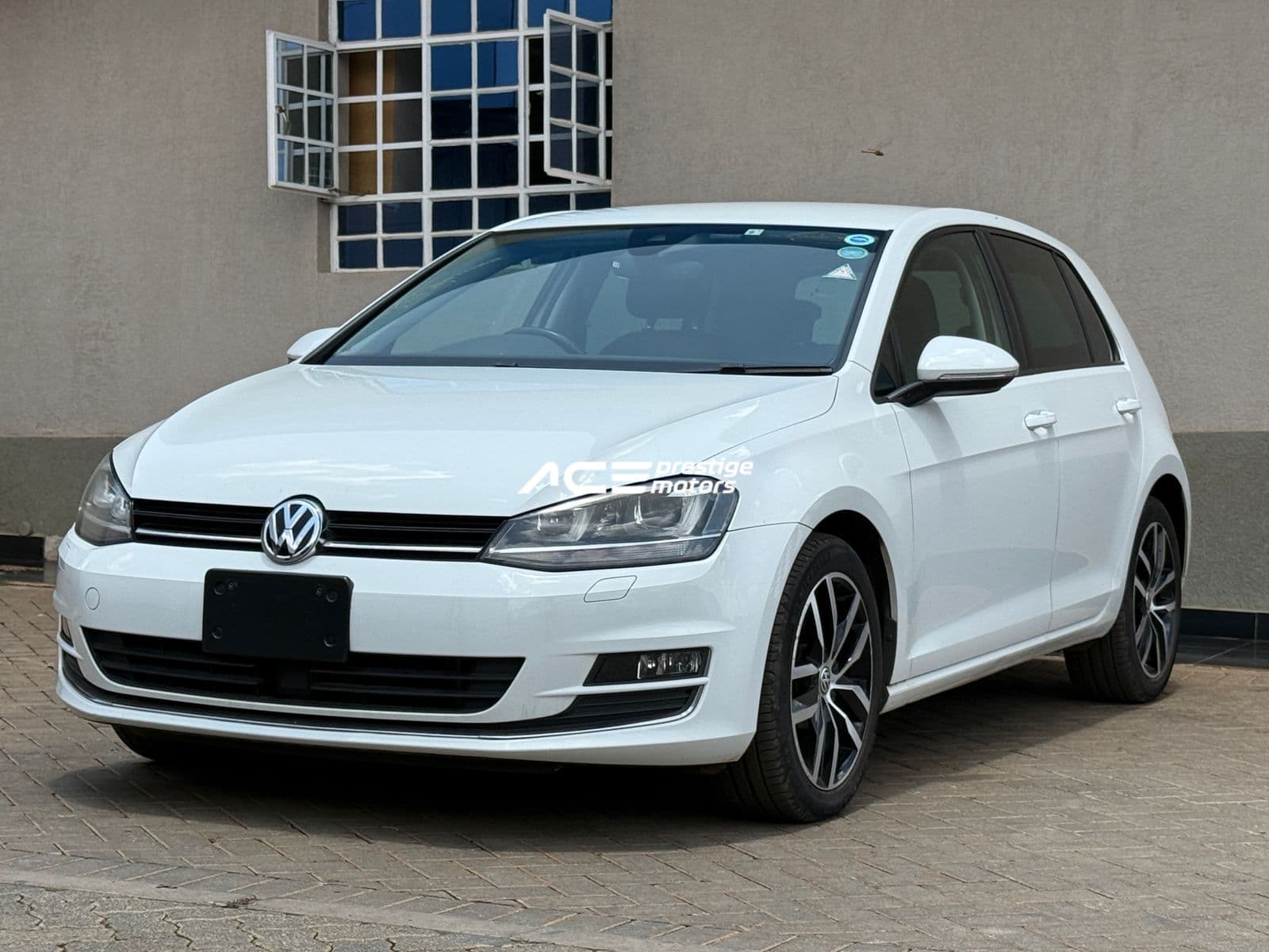Image of Volkswagen Golf TSI  YOM - 2017