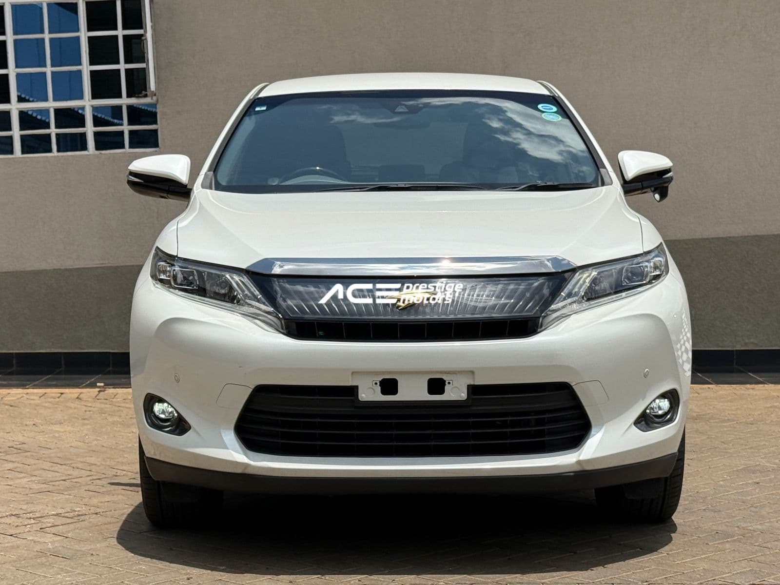 Image of Toyota Harrier Hybrid YOM - 2017