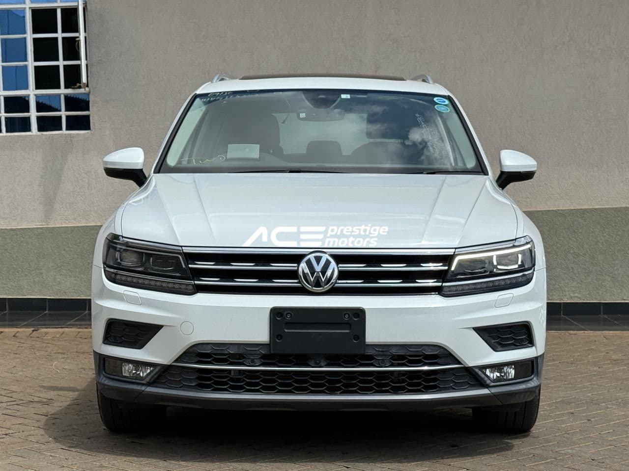 Image of  Volkswagen Tiguan/Sunroof YOM - 2018