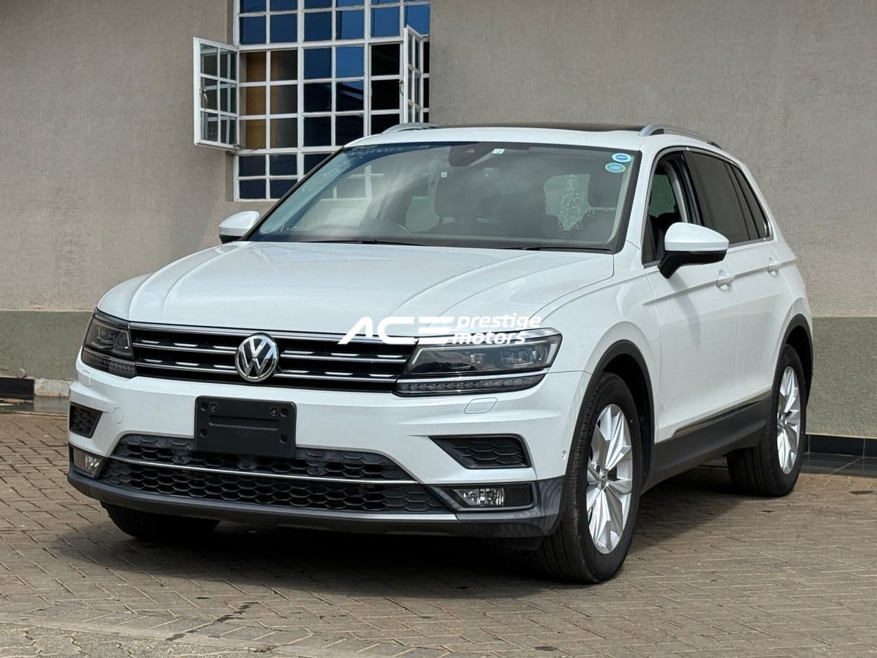 Image of  Volkswagen Tiguan/Sunroof YOM - 2018