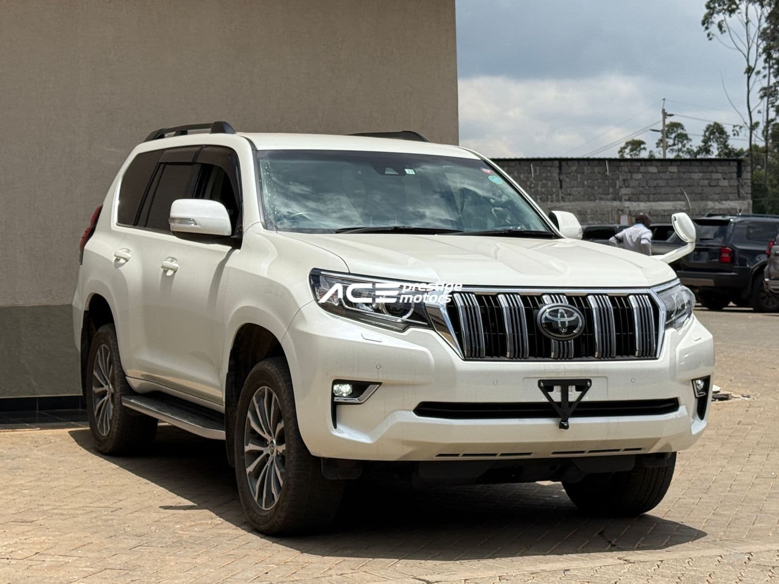 Image of Toyota Land Cruiser Prado TZ-G YOM - 2017