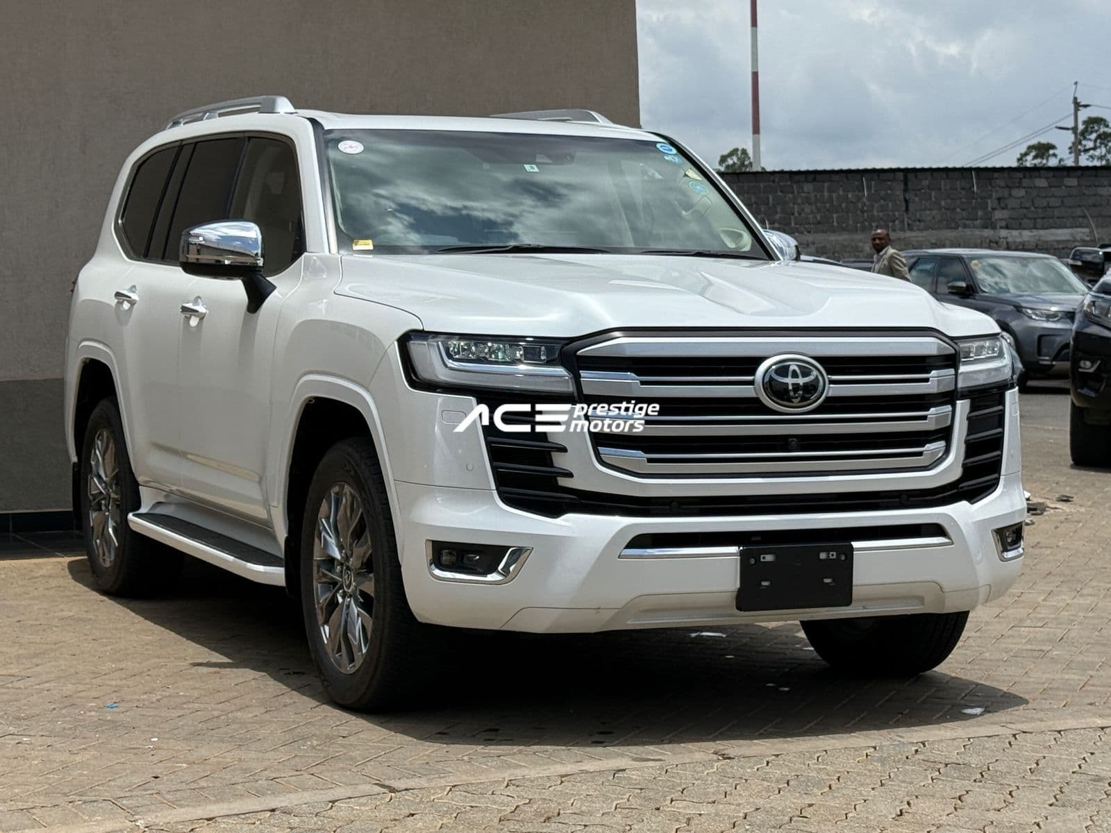 Image of Toyota Land Cruiser ZX LC300 YOM - 2021