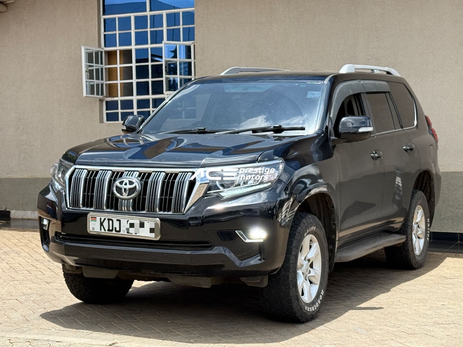 Image of  Toyota Land Cruiser Prado TX YOM - 2011