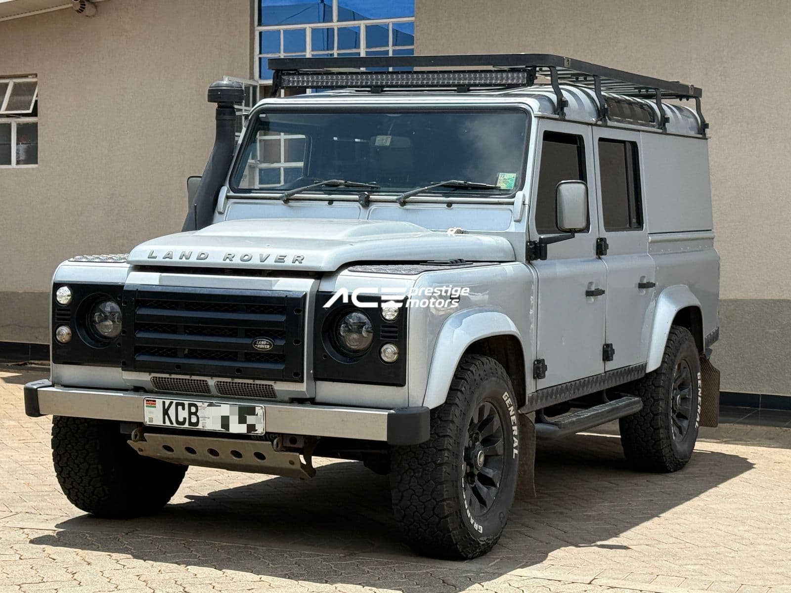 Image of Land Rover Defender YOM - 2012