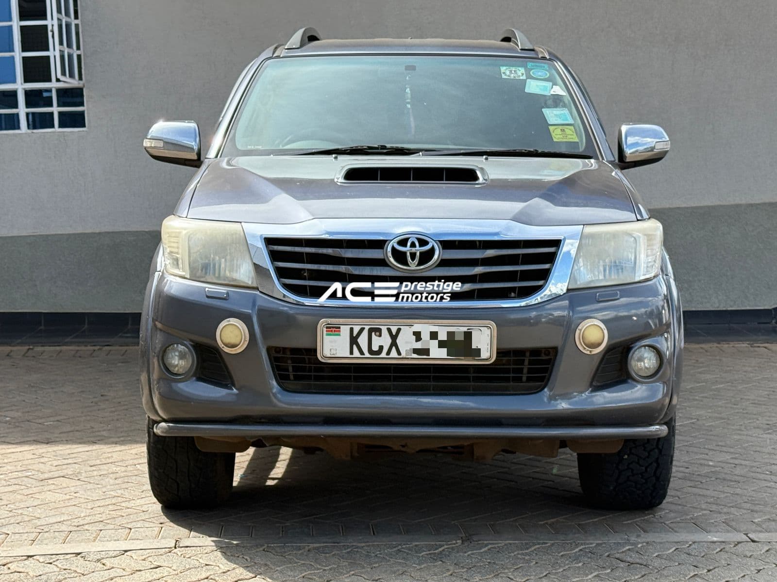 Image of Toyota Hilux YOM - 2013