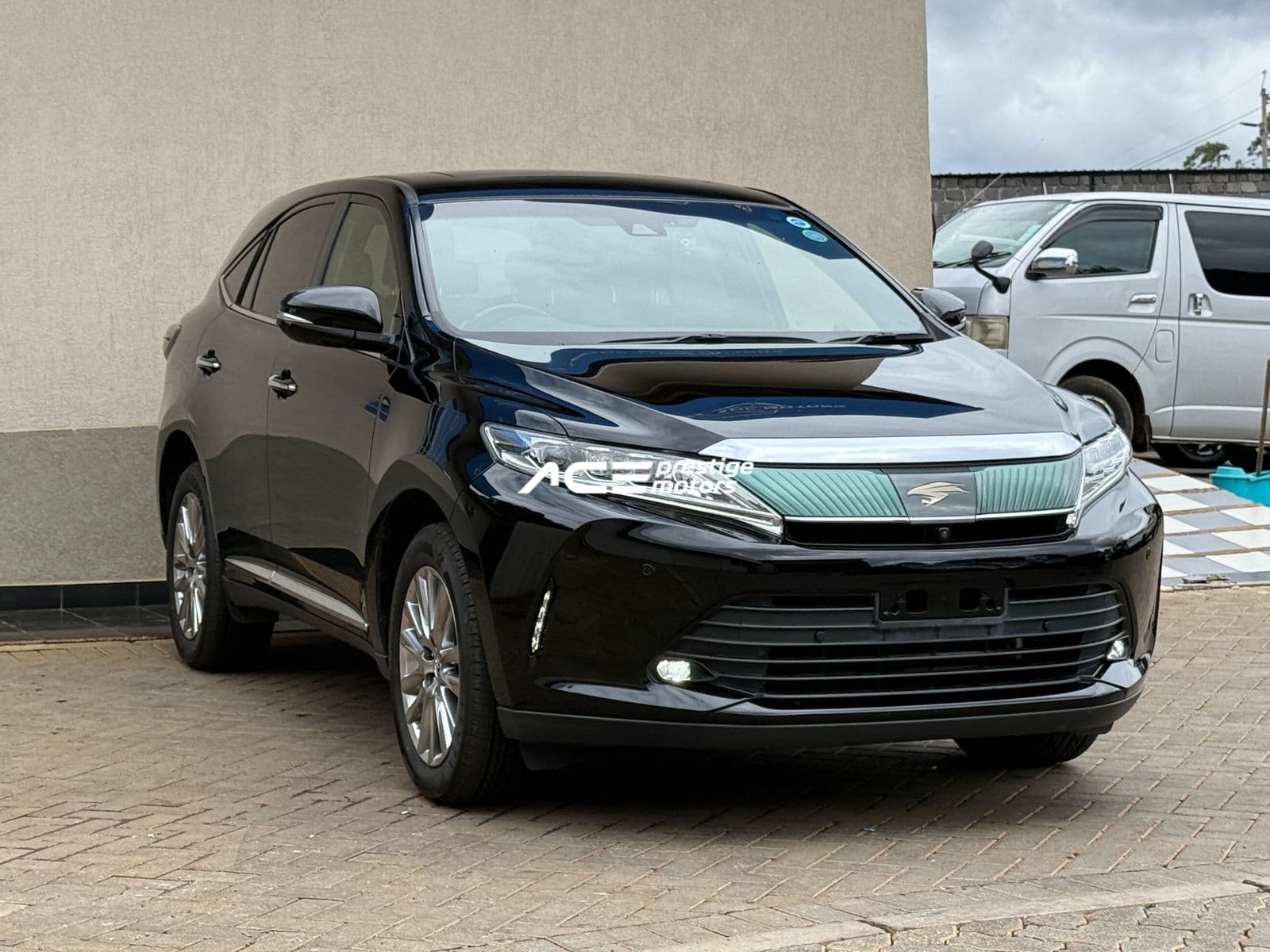 Image of Toyota Harrier  YOM - 2019