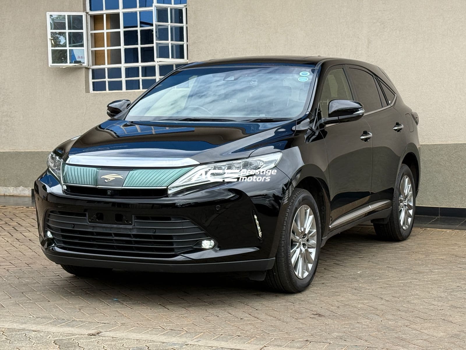 Image of Toyota Harrier  YOM - 2019