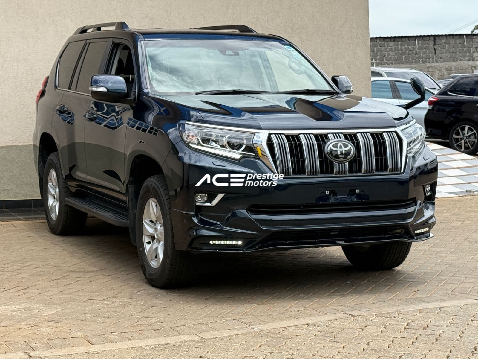 Image of Toyota Land Cruiser Prado TX YOM - 2018