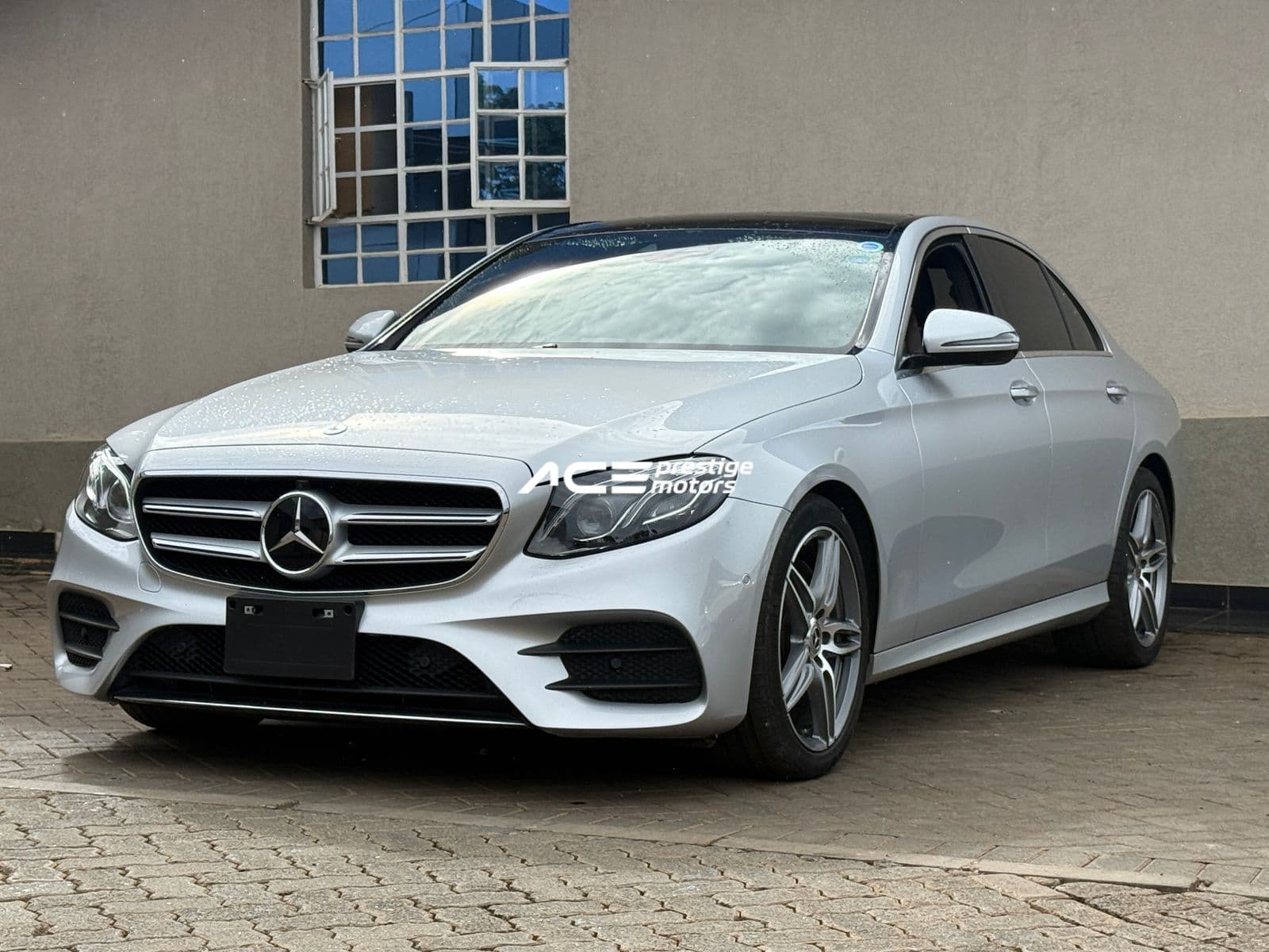 Image of Mercedes-Benz E200  YOM - 2018