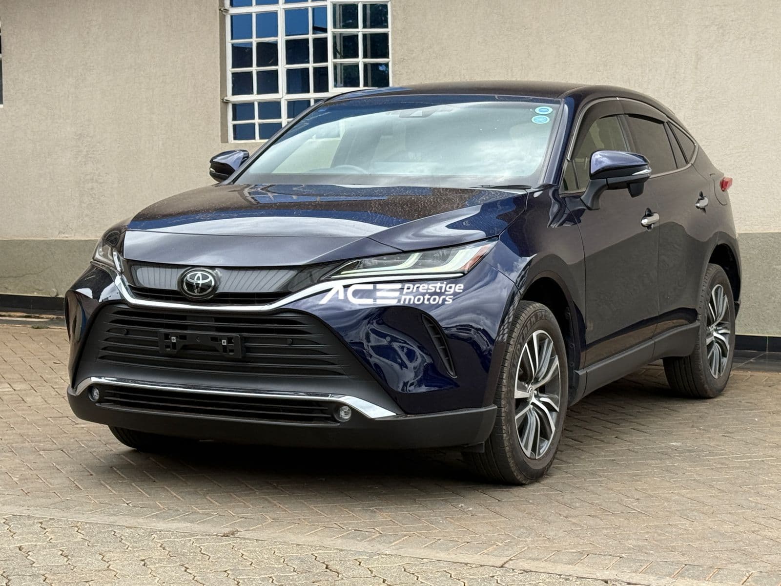 Image of Toyota Harrier YOM - 2020