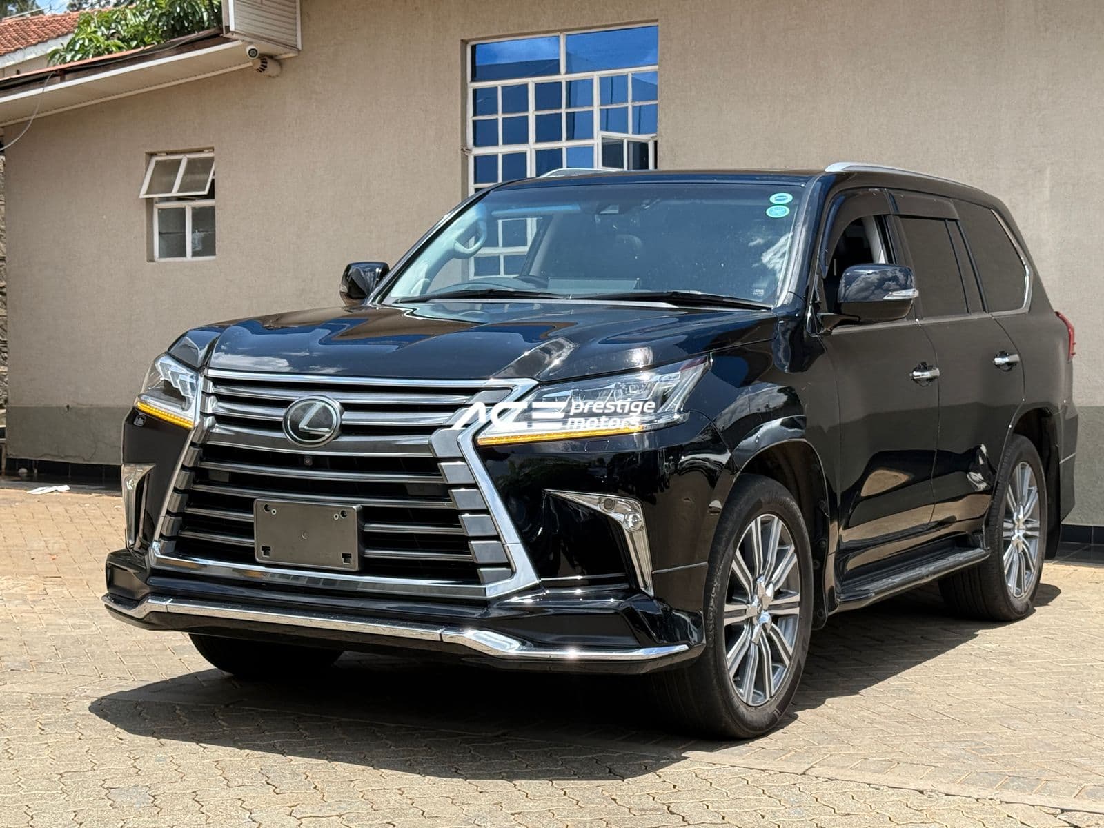 Image of Lexus LX570 YOM - 2017