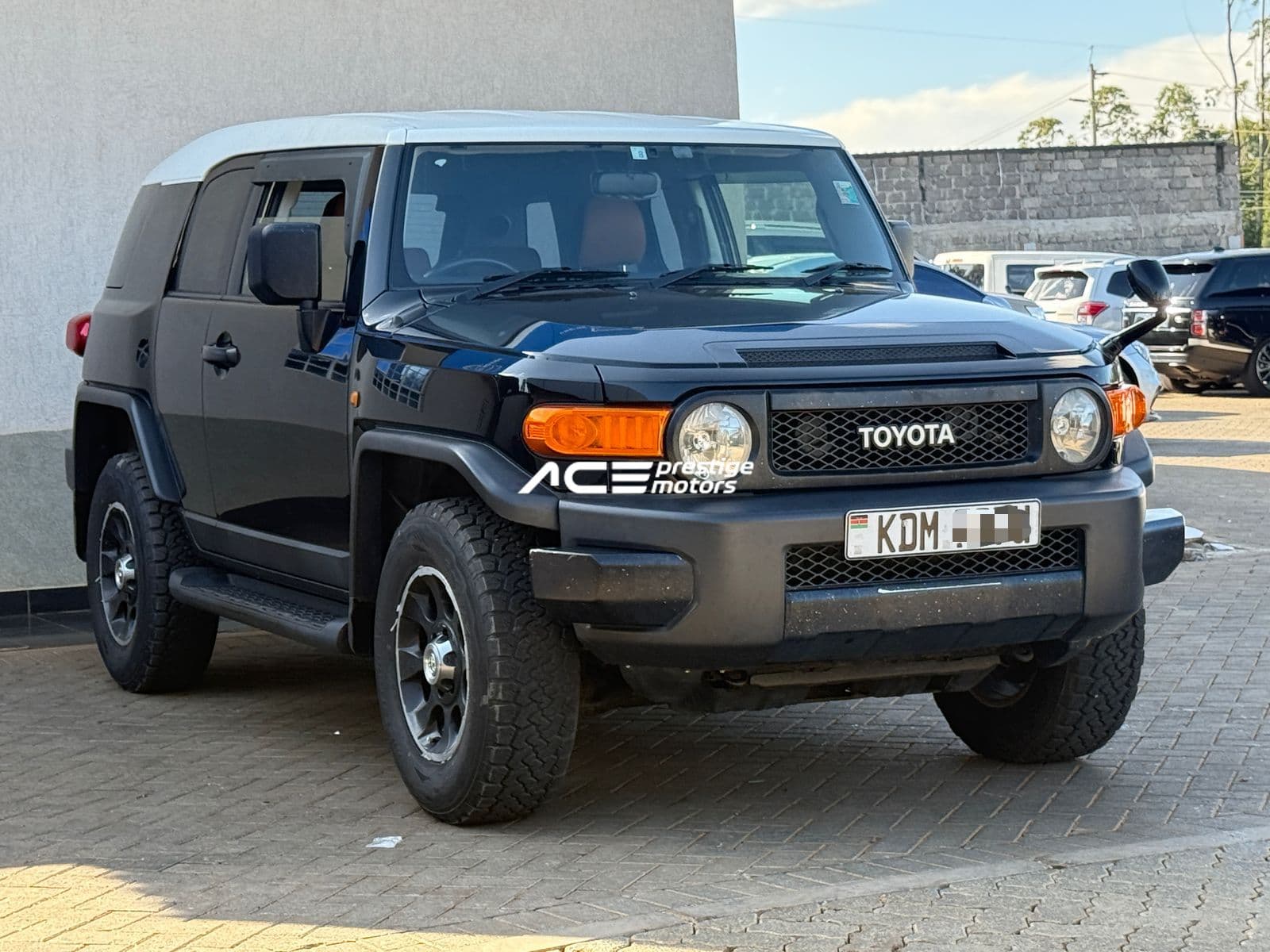 Image of Toyota FJ Cruiser YOM - 2015