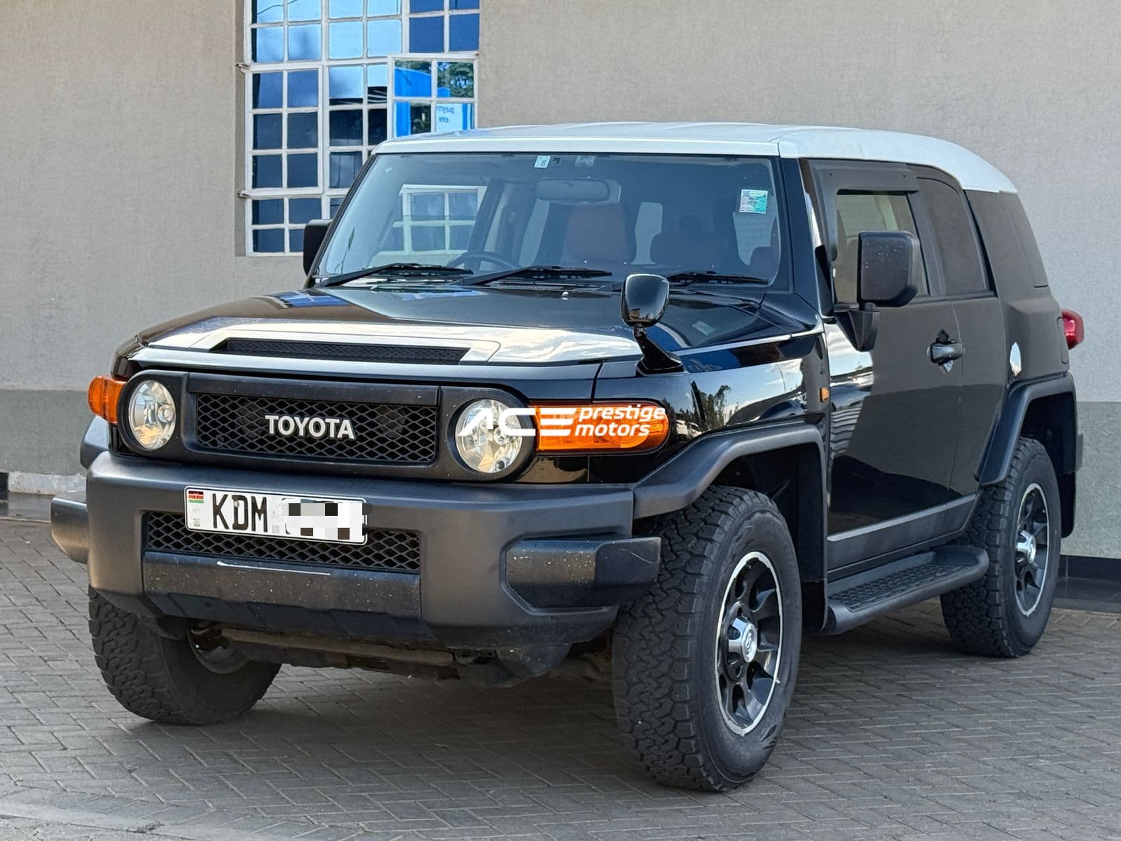 Image of Toyota FJ Cruiser YOM - 2015