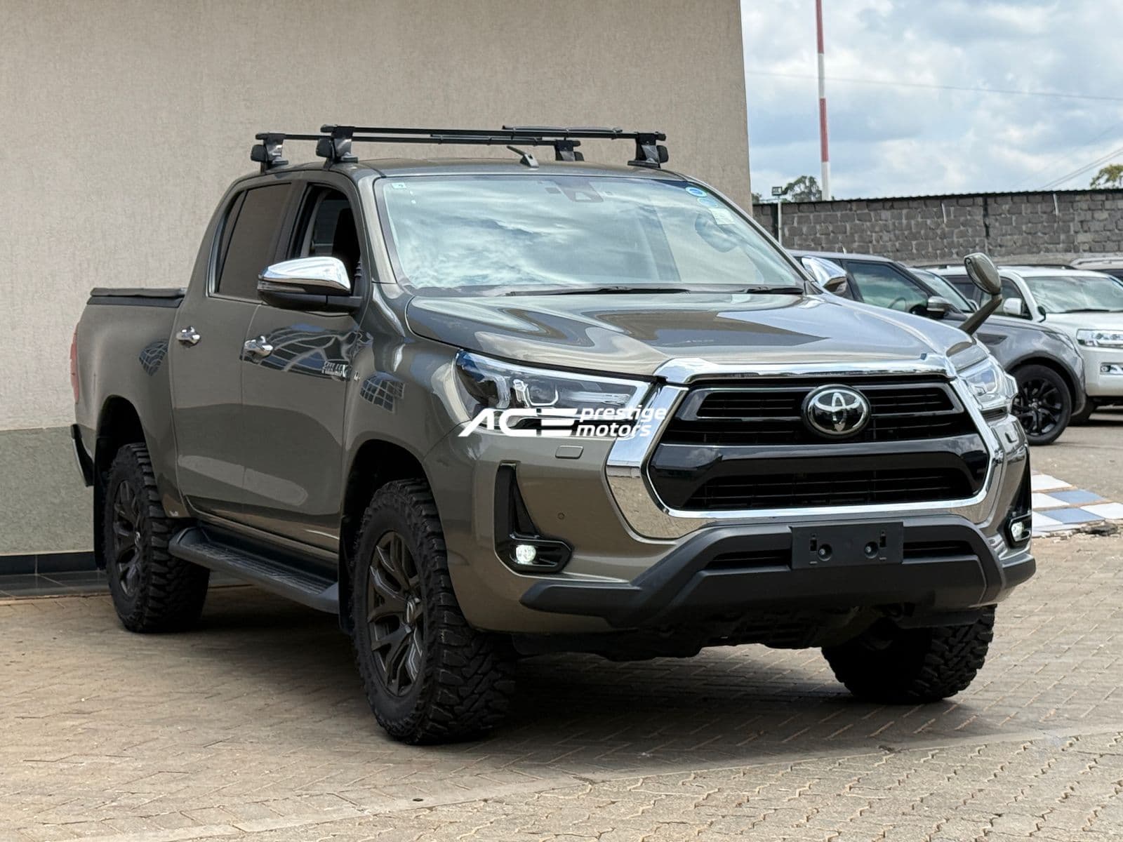 Image of Toyota Hilux  YOM - 2021