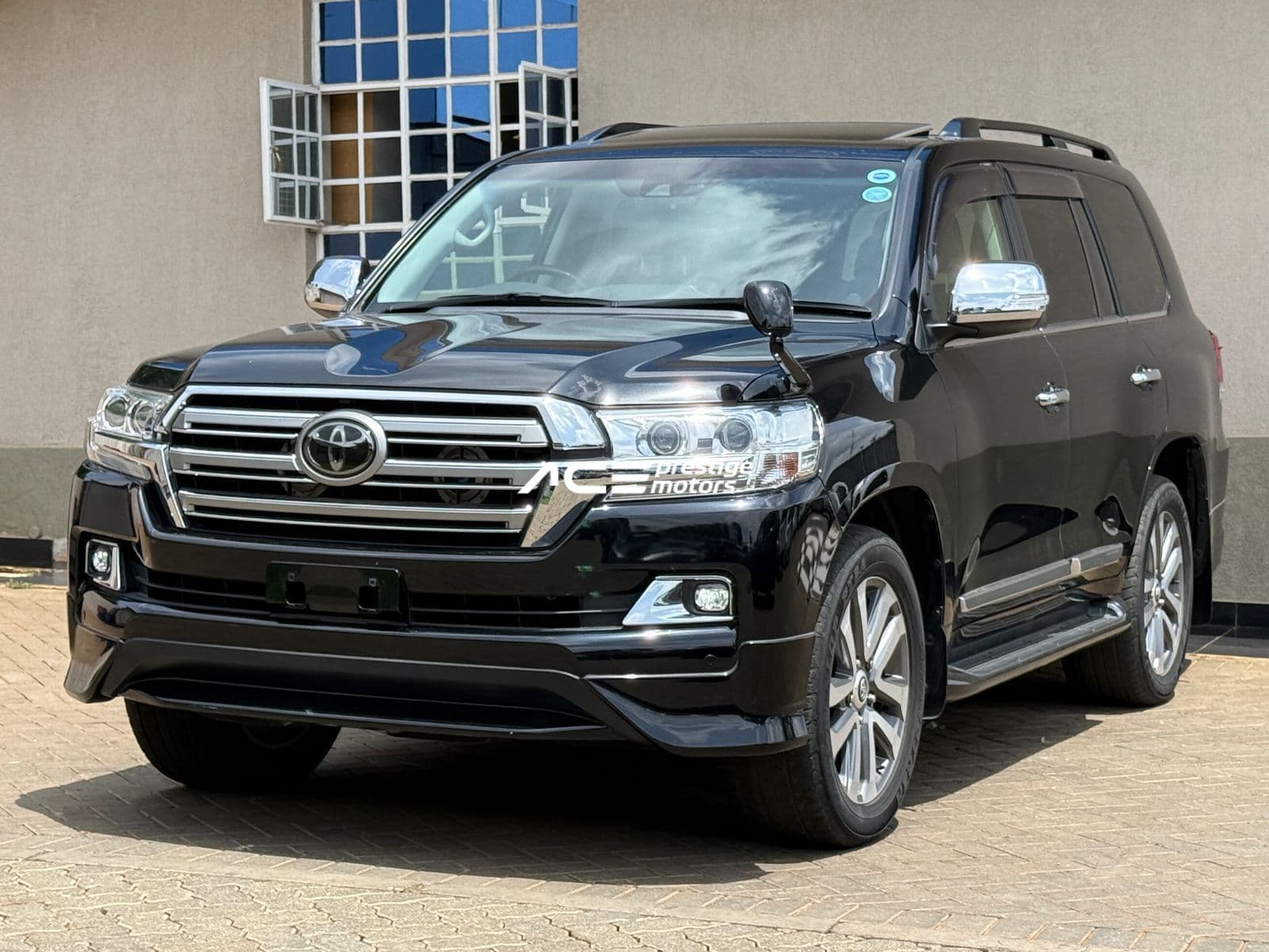 Image of Toyota Land Cruiser LC200 ZX YOM - 2017