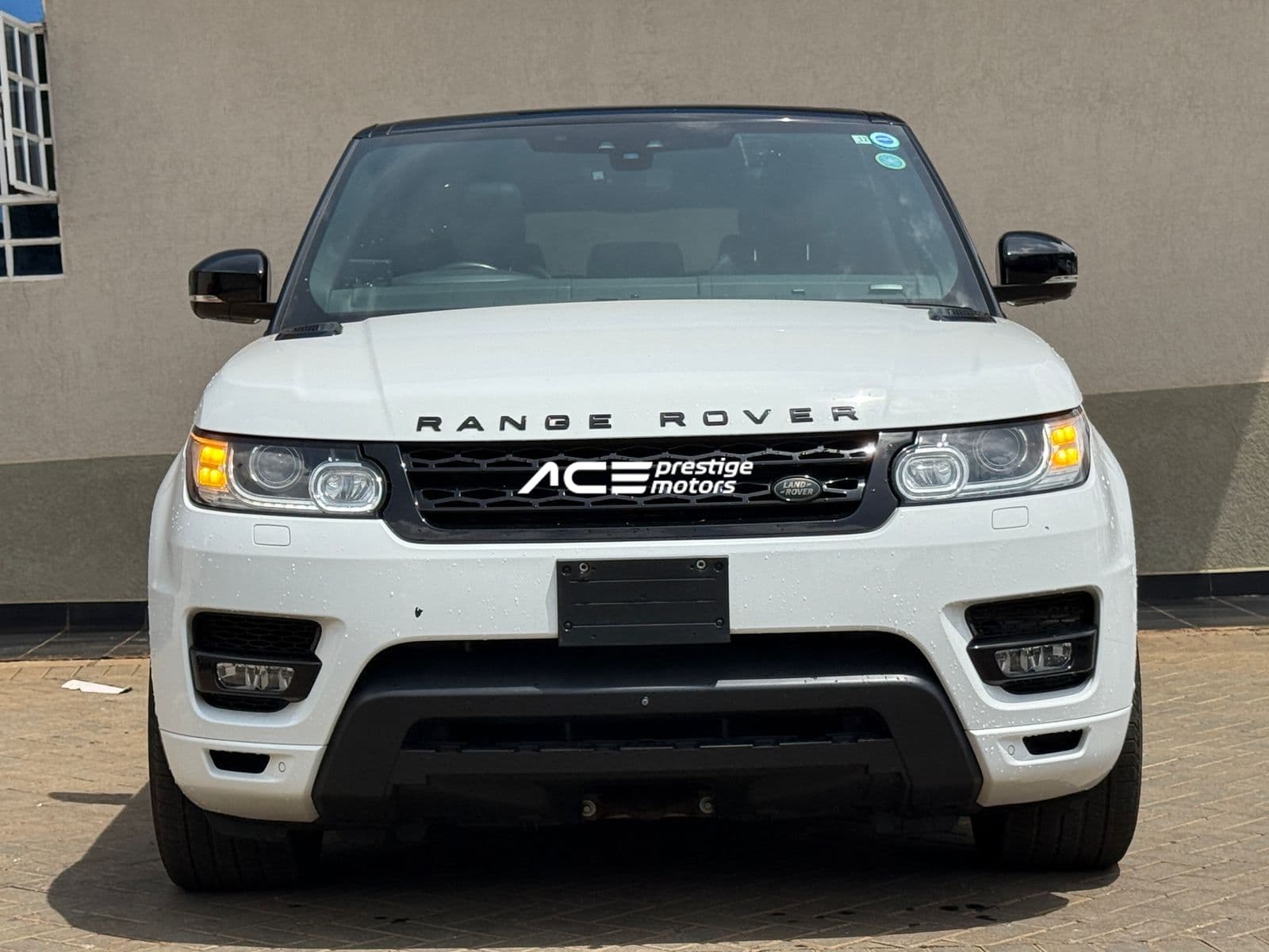 Image of Range Rover Sport HSE  YOM - 2017