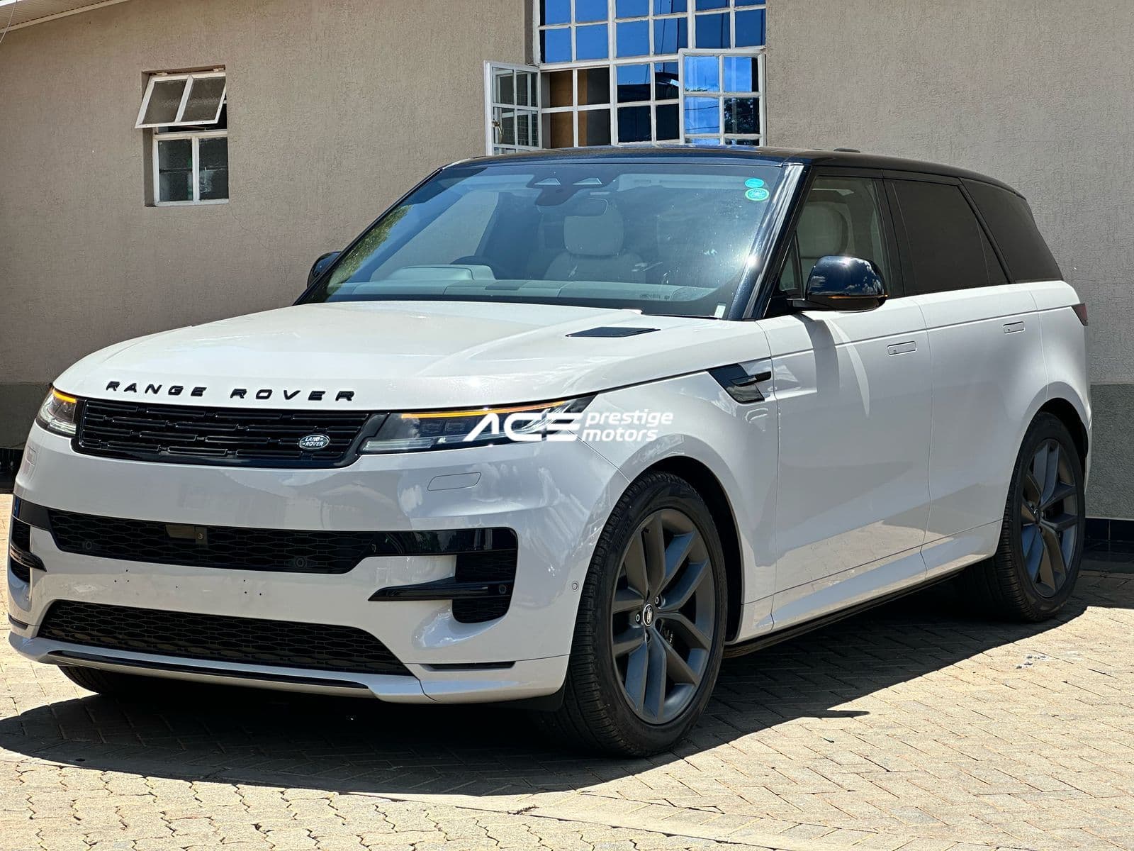 Image of Range Rover Sport P400 Dynamic SE  YOM - 2024