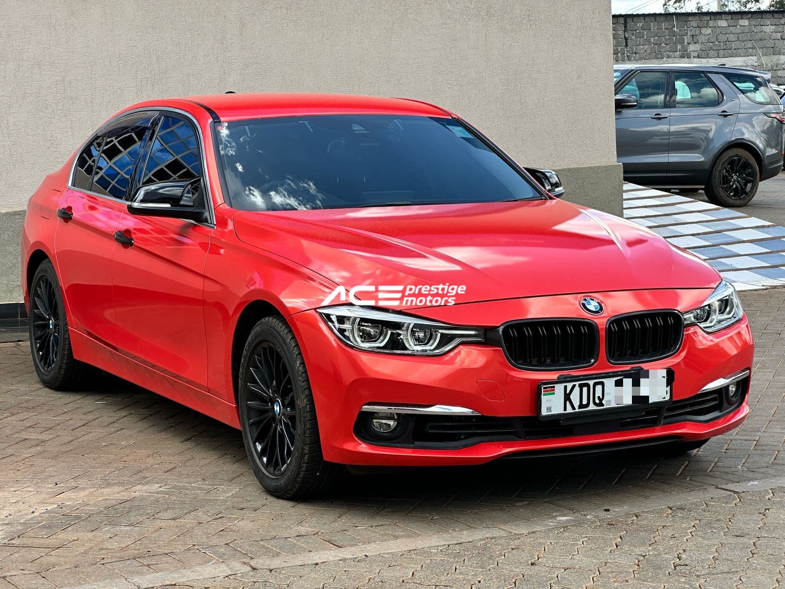 Image of BMW 320i Luxury YOM - 2017