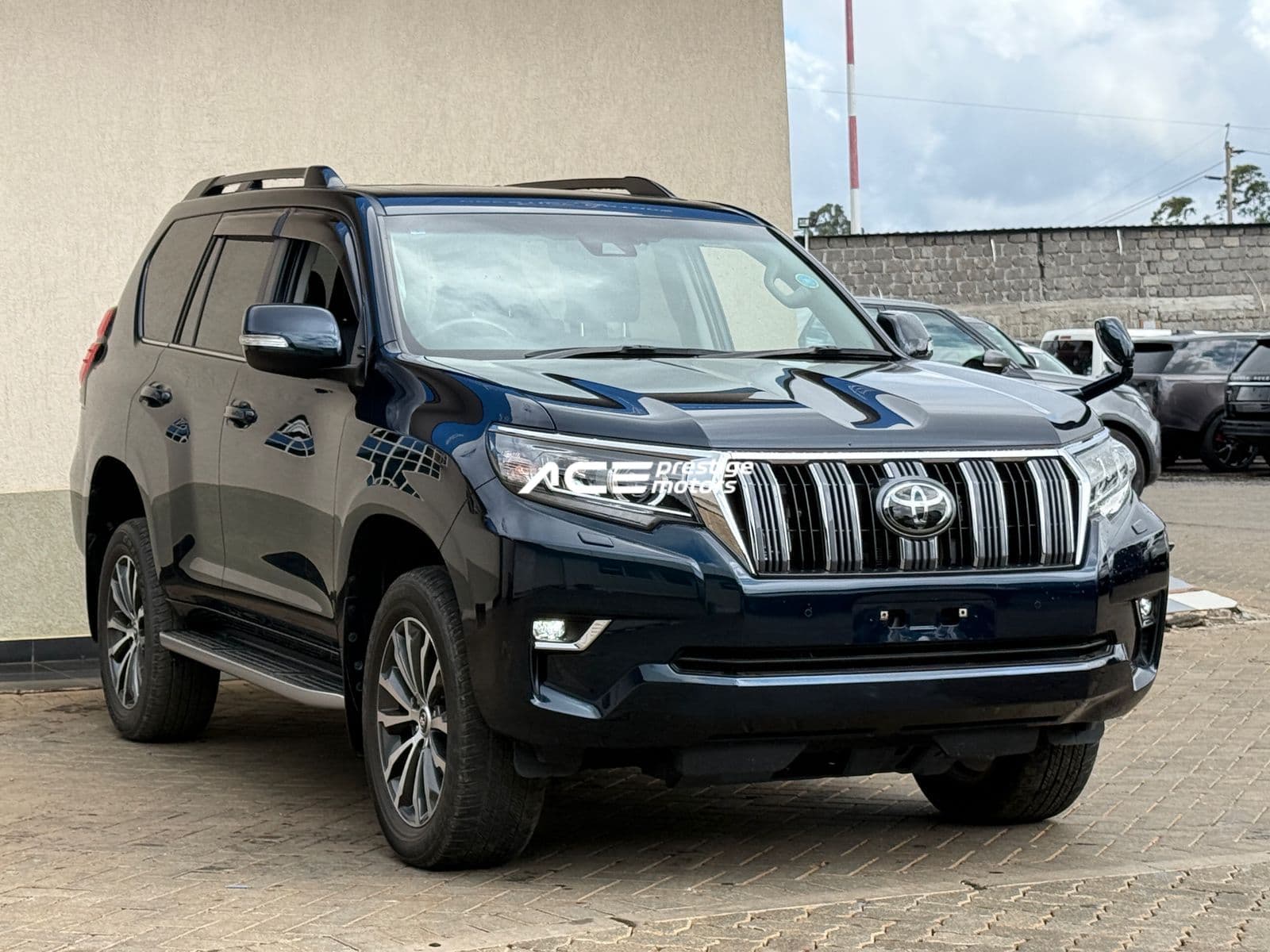 Image of  Toyota Land Cruiser Prado TZG YOM - 2018