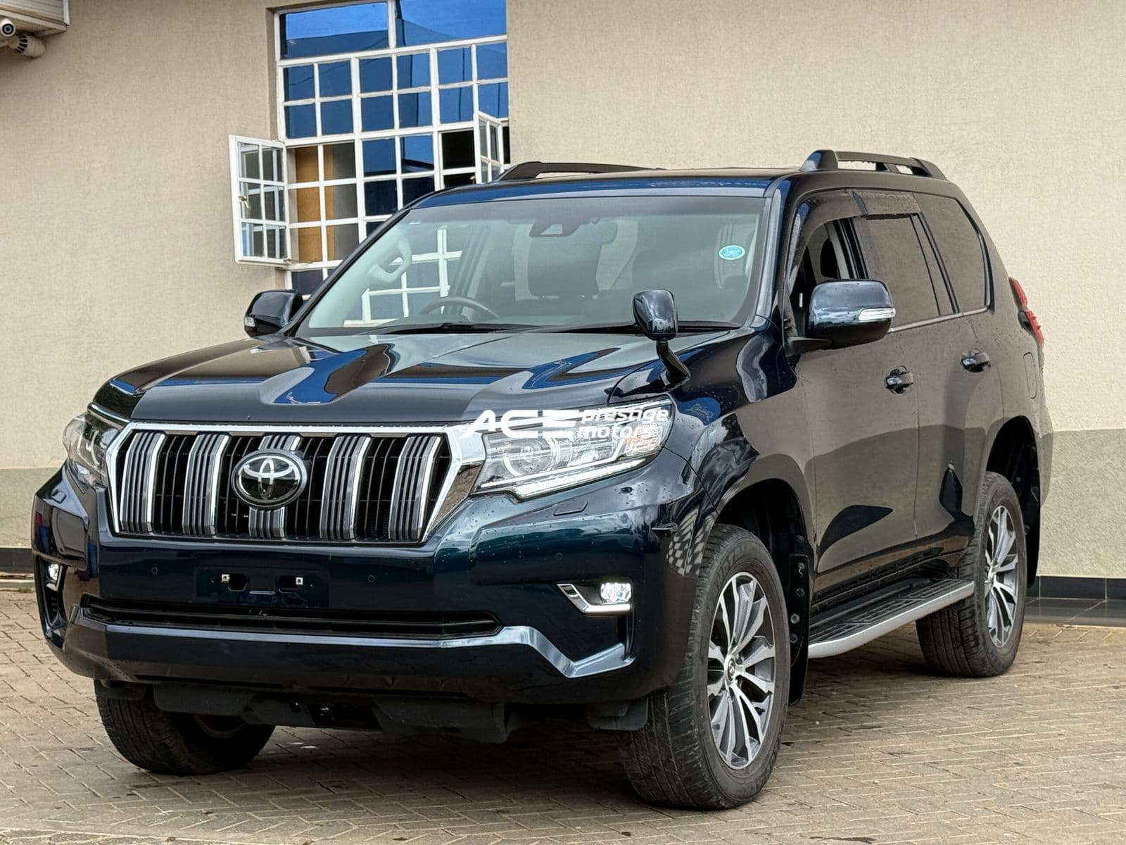 Image of  Toyota Land Cruiser Prado TZG YOM - 2018