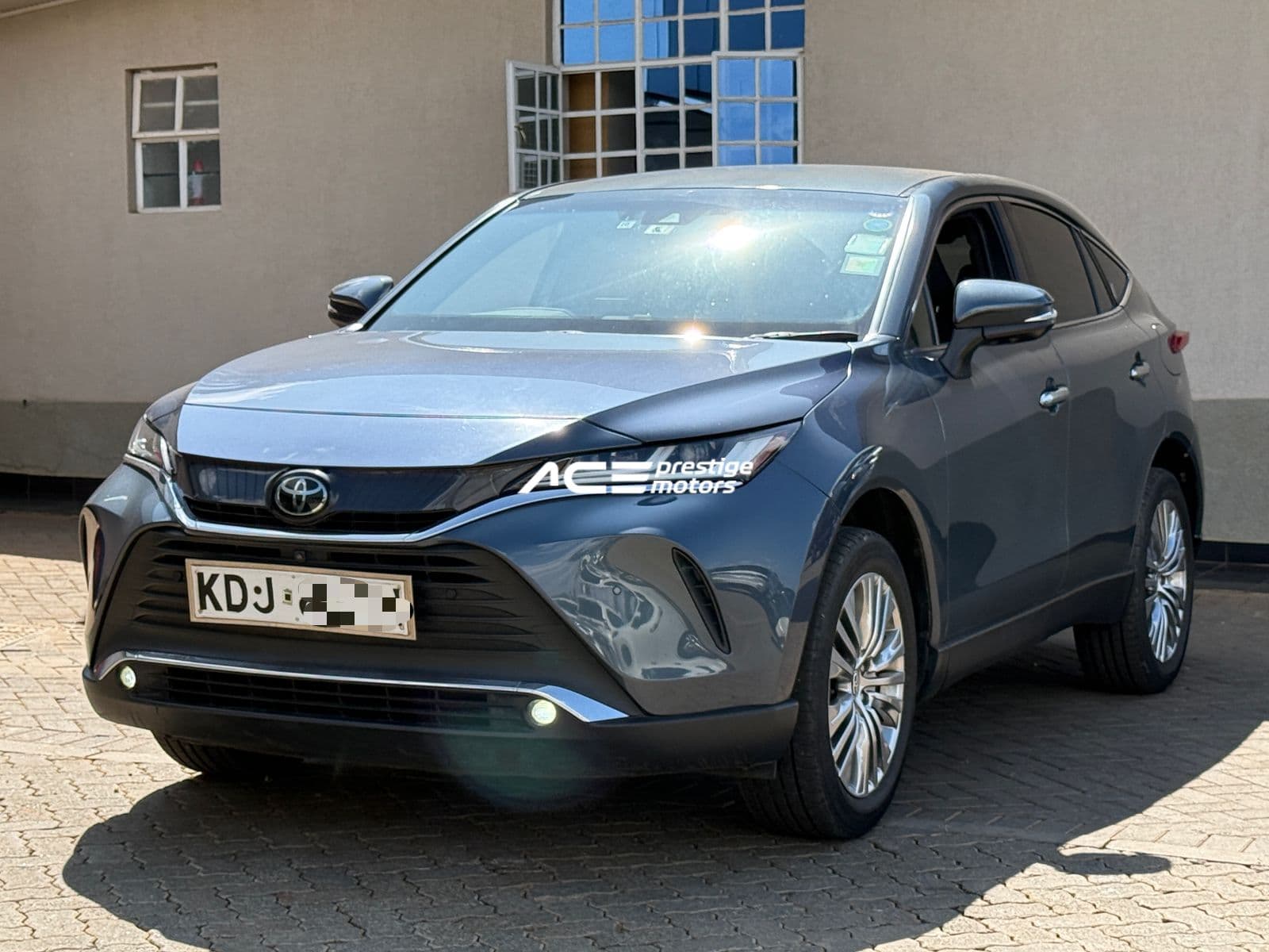 Image of Toyota Harrier YOM - 2020
