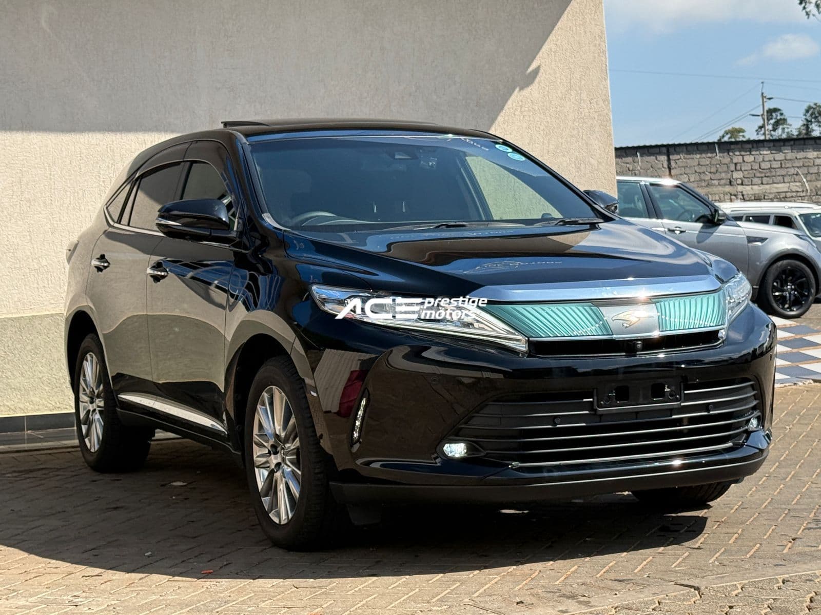 Image of  Toyota Harrier  YOM - 2019