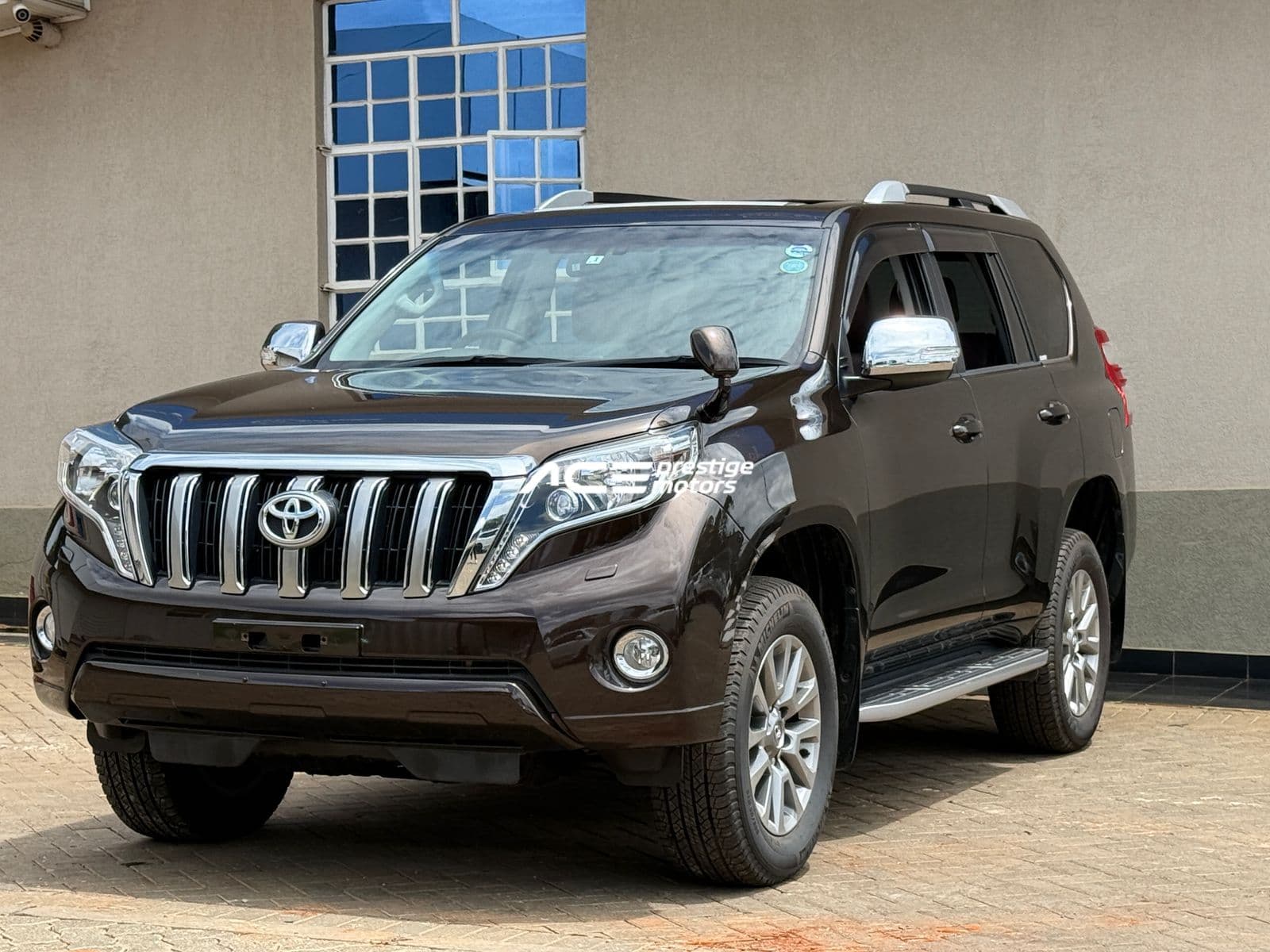 Image of Toyota Land Cruiser Prado TX YOM - 2017