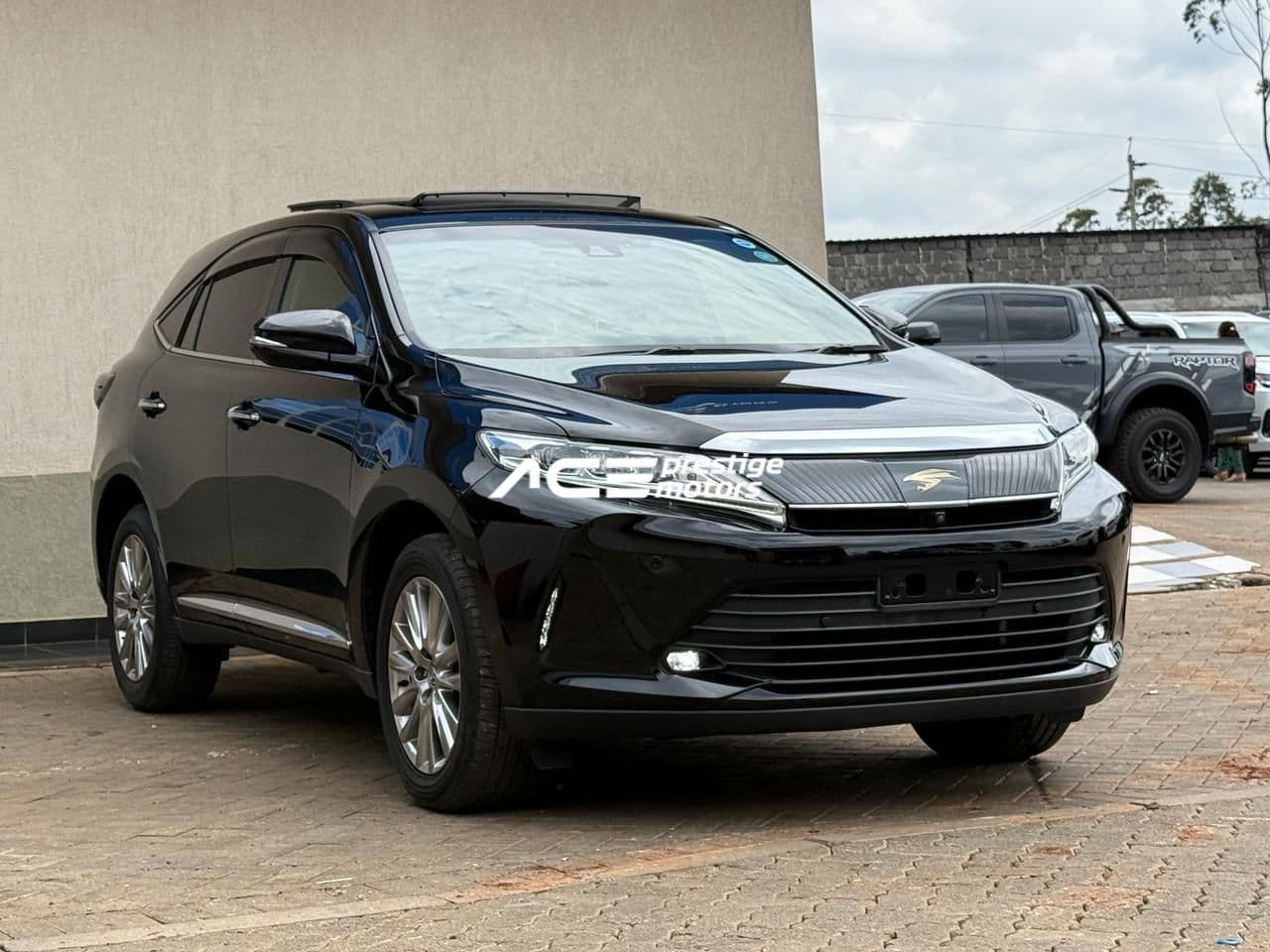 Image of Toyota Harrier  YOM - 2019