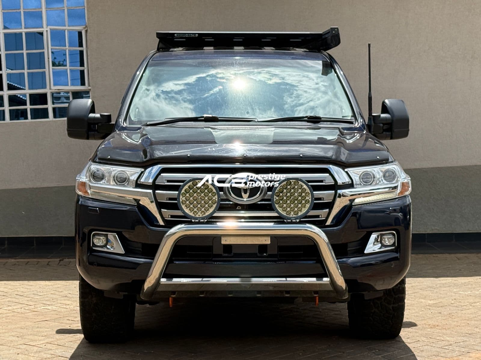 Image of Toyota Land Cruiser LC200 VX YOM - 2018