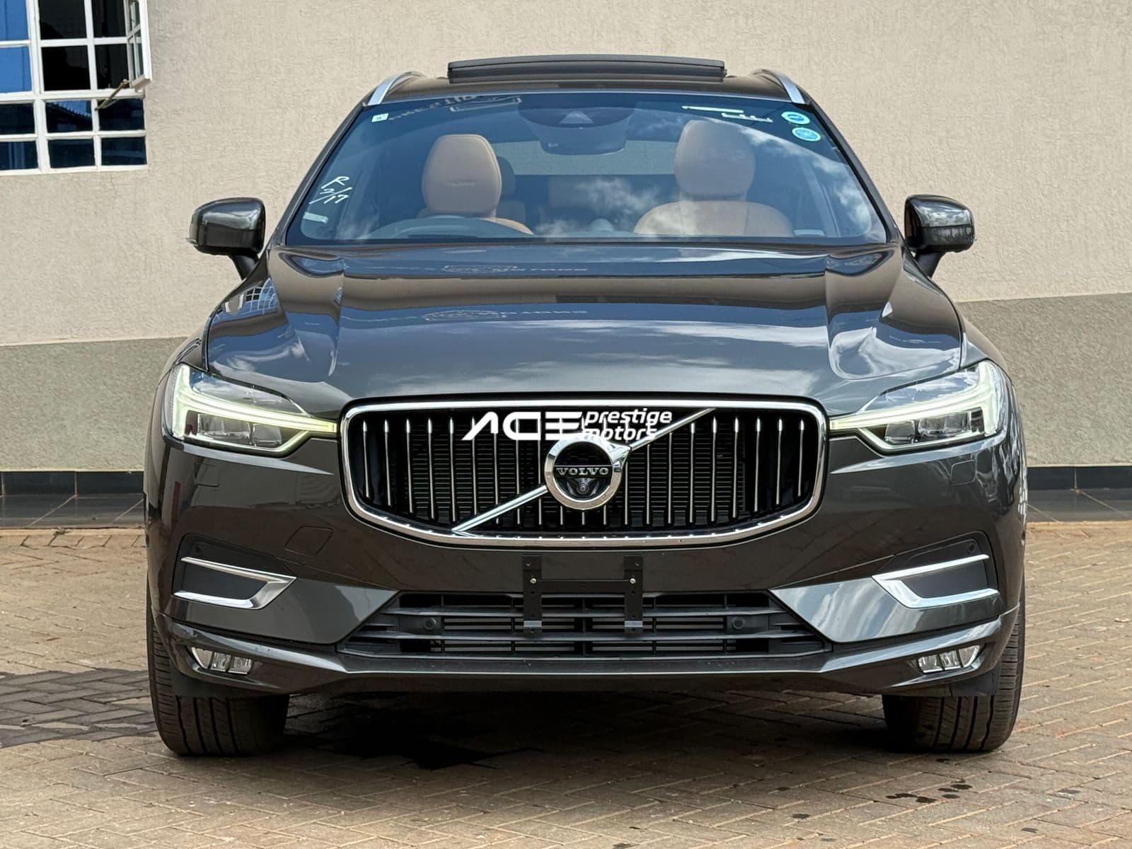 Image of Volvo XC60 T5 Inscription AWD YOM - 2019