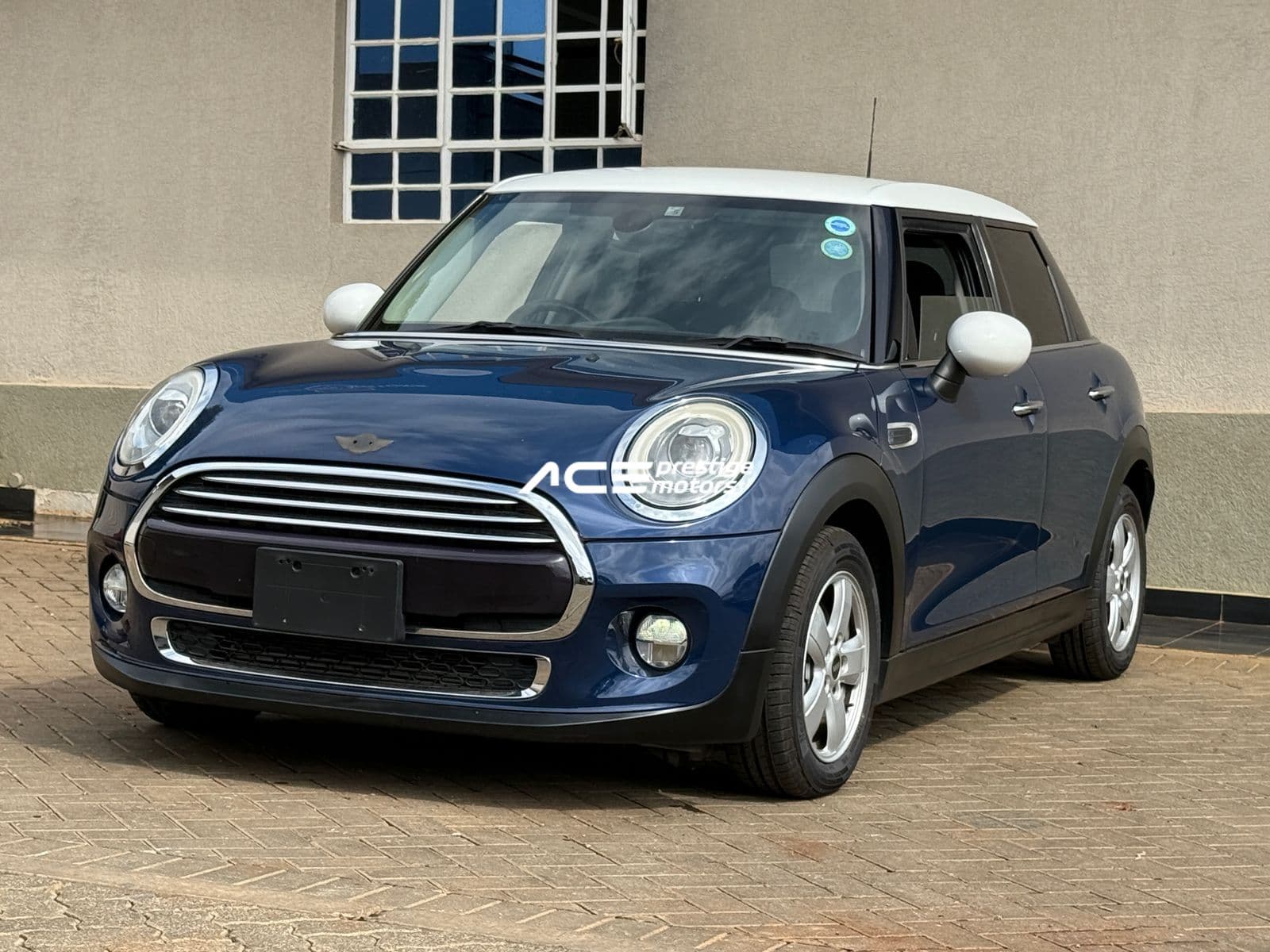 Image of Mini Cooper YOM - 2018