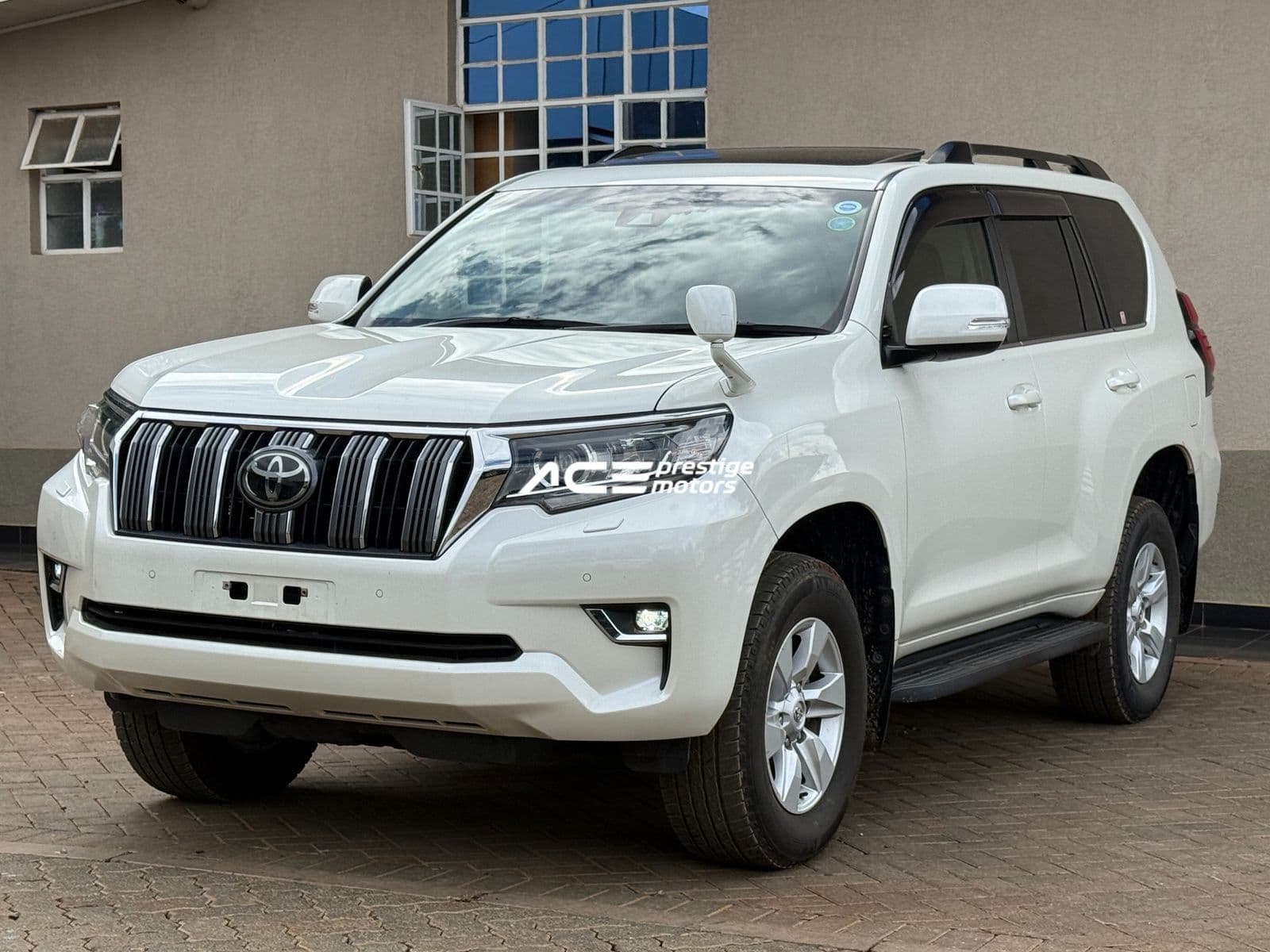 Image of Toyota Land Cruiser Prado TX YOM - 2018