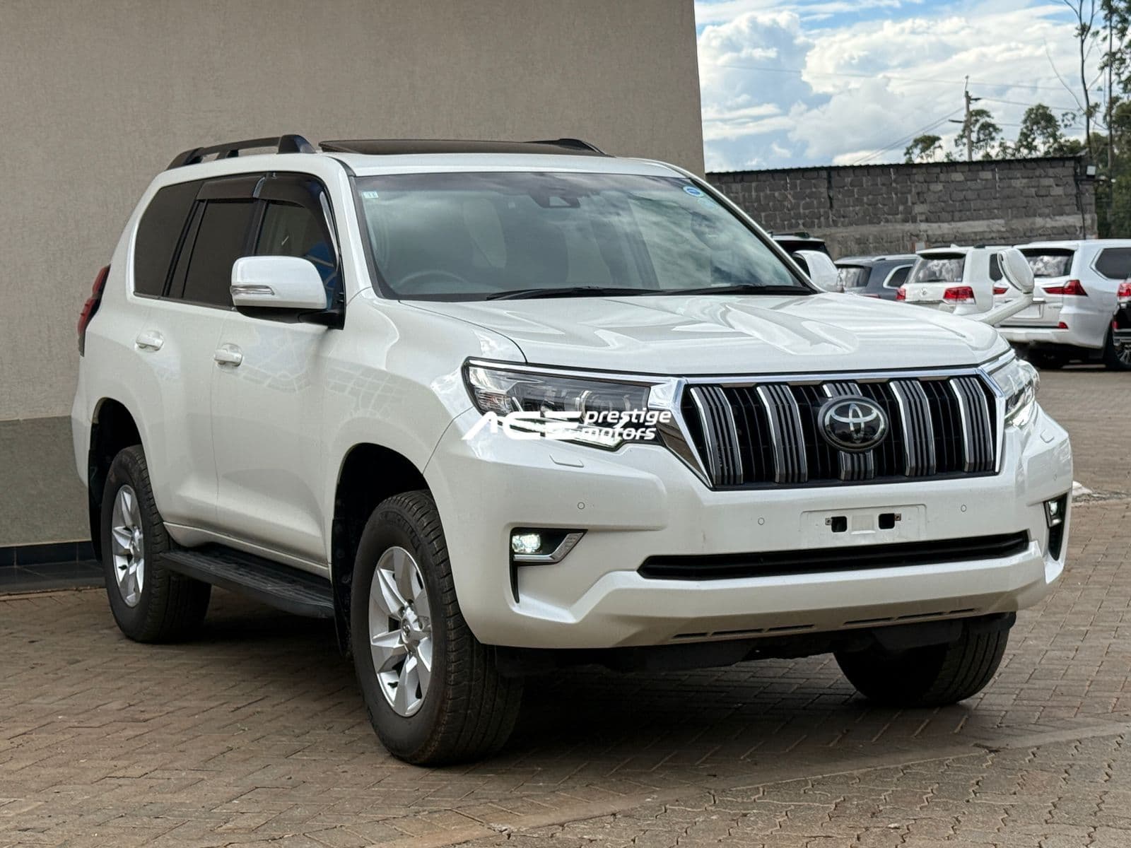 Image of Toyota Land Cruiser Prado TX YOM - 2018
