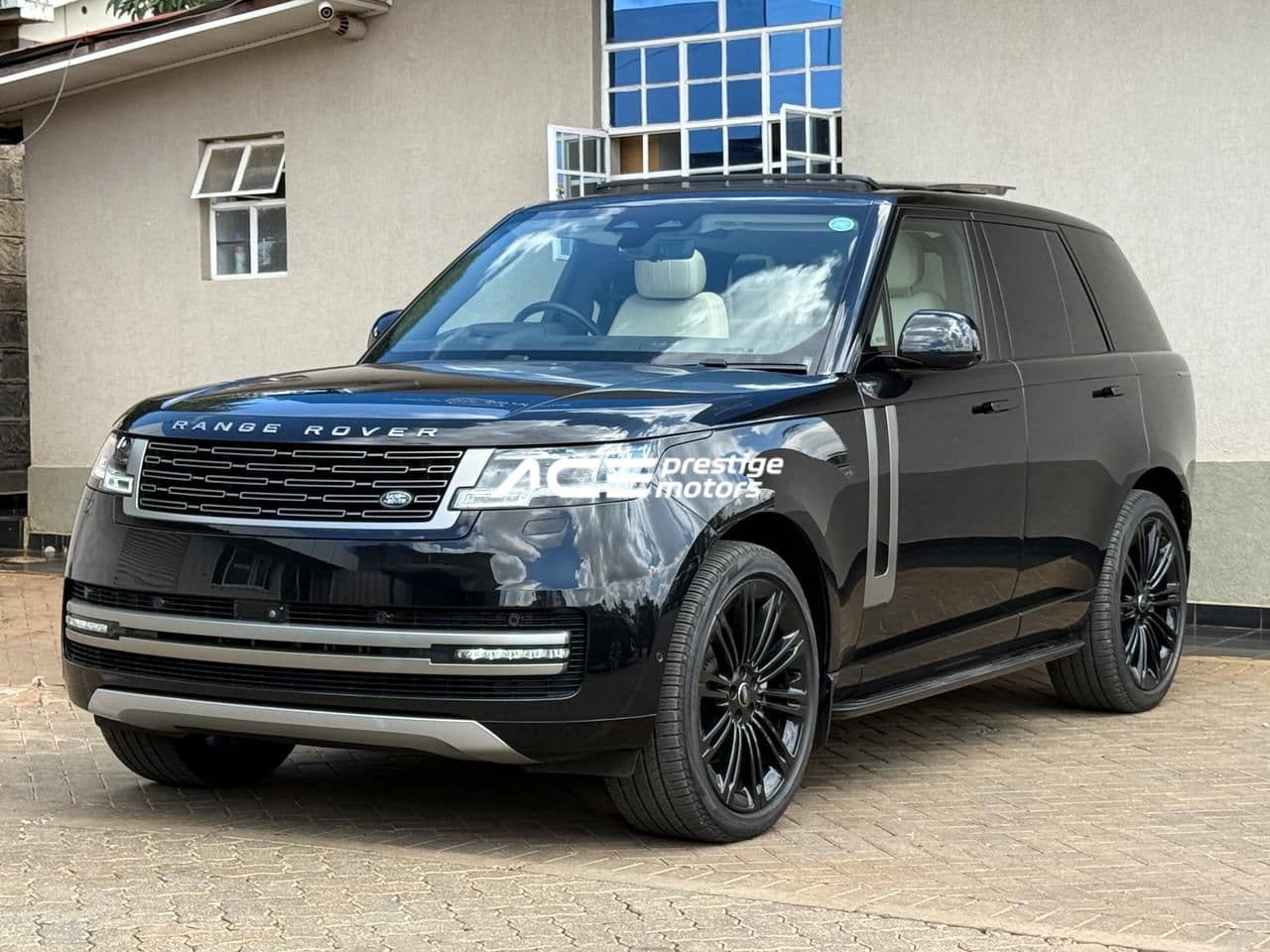 Image of  Range Rover Vogue D350 HSE YOM - 2022