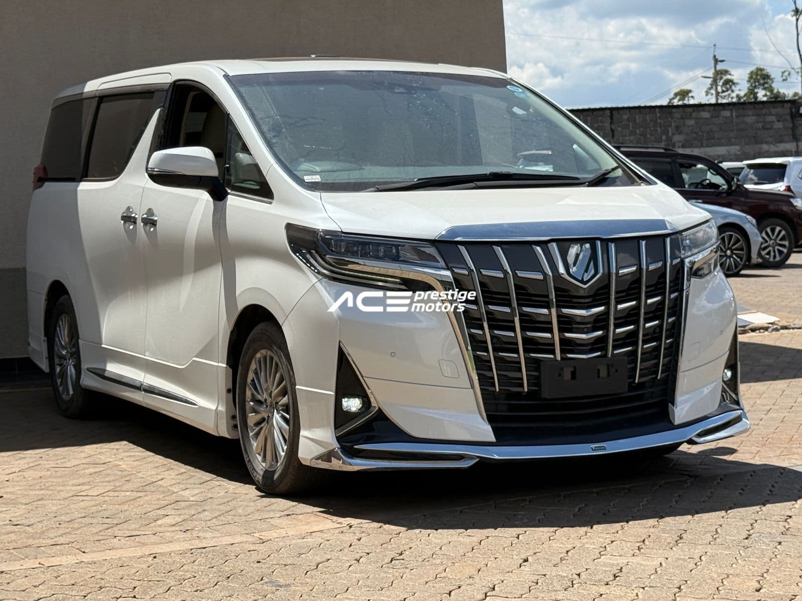 Image of  Toyota Alphard YOM - 2018