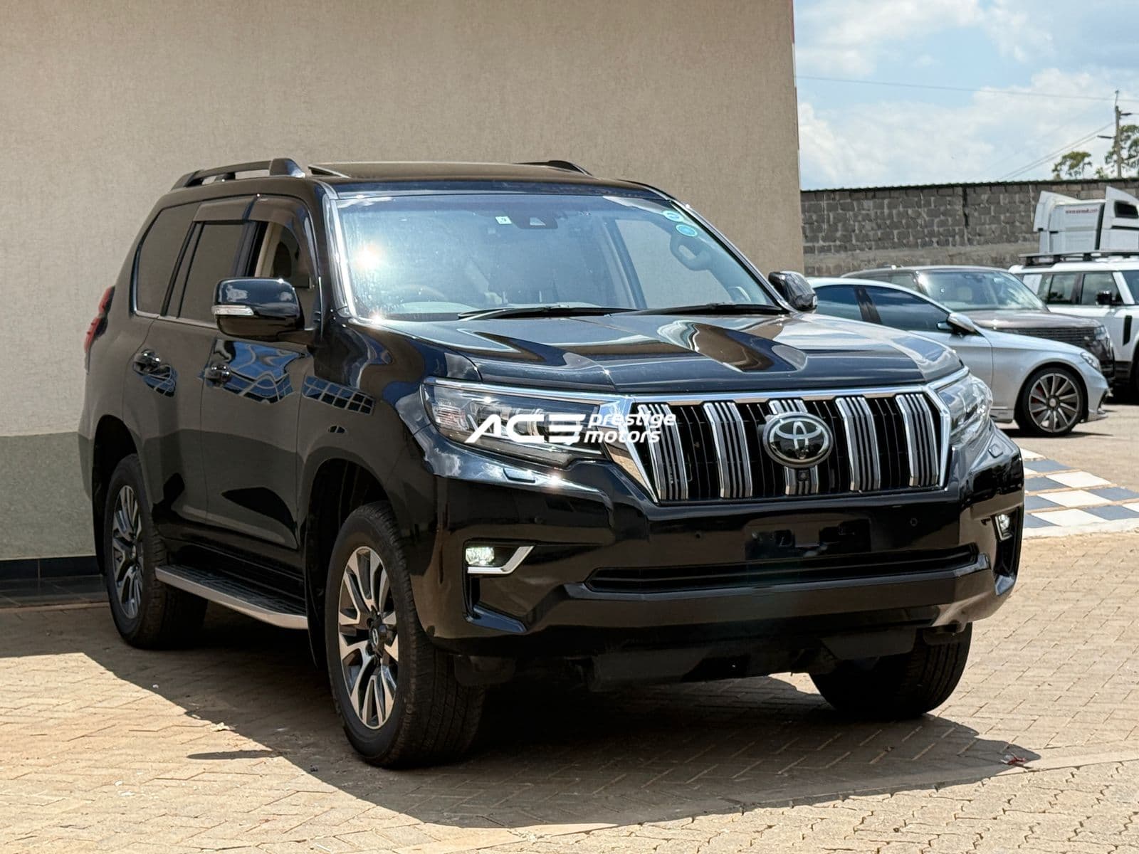 Image of Toyota Land Cruiser Prado TZG YOM - 2021