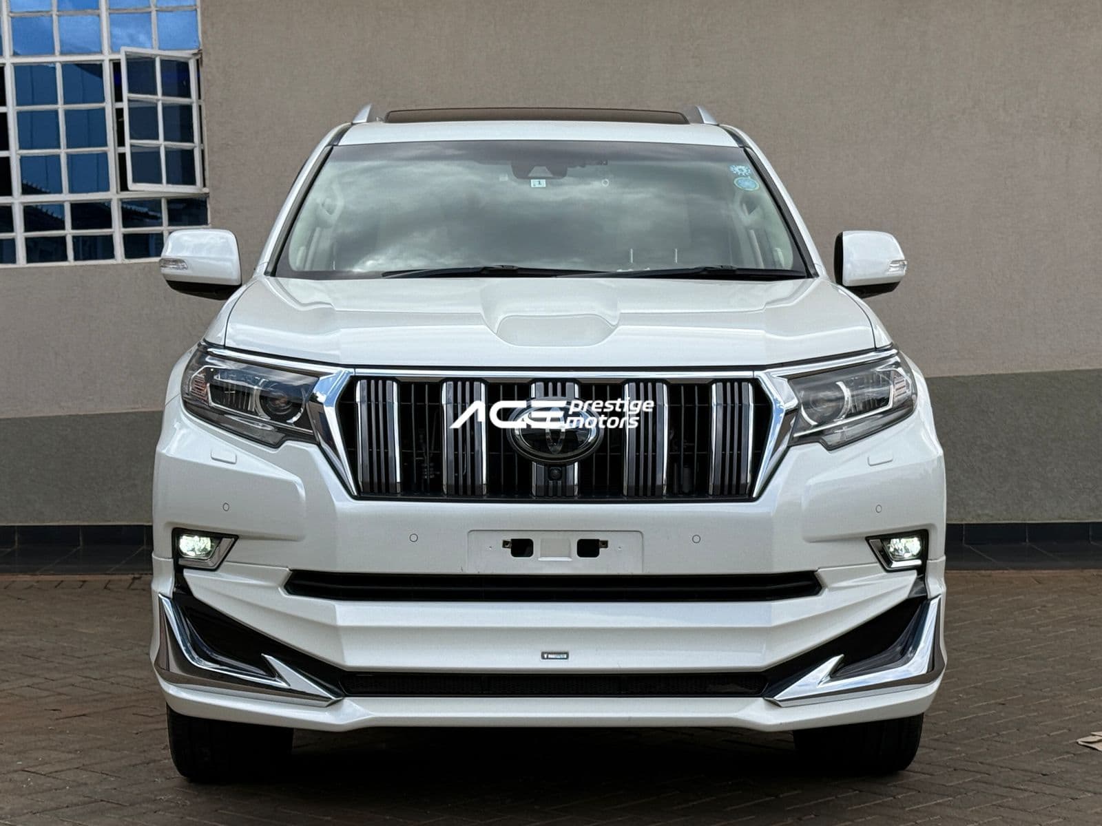 Image of Toyota Land Cruiser Prado TXL YOM - 2018