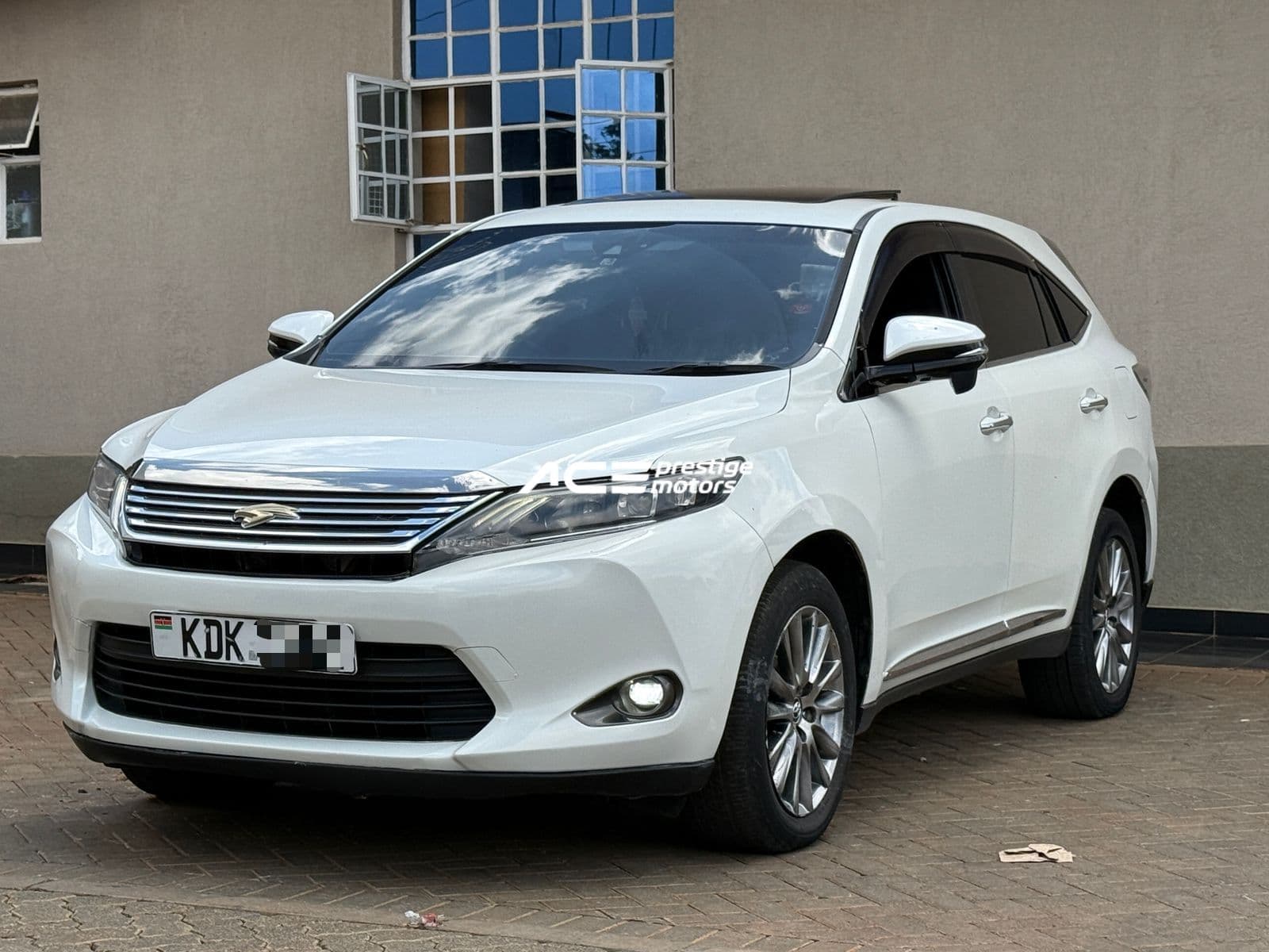 Image of  Toyota Harrier  YOM - 2015