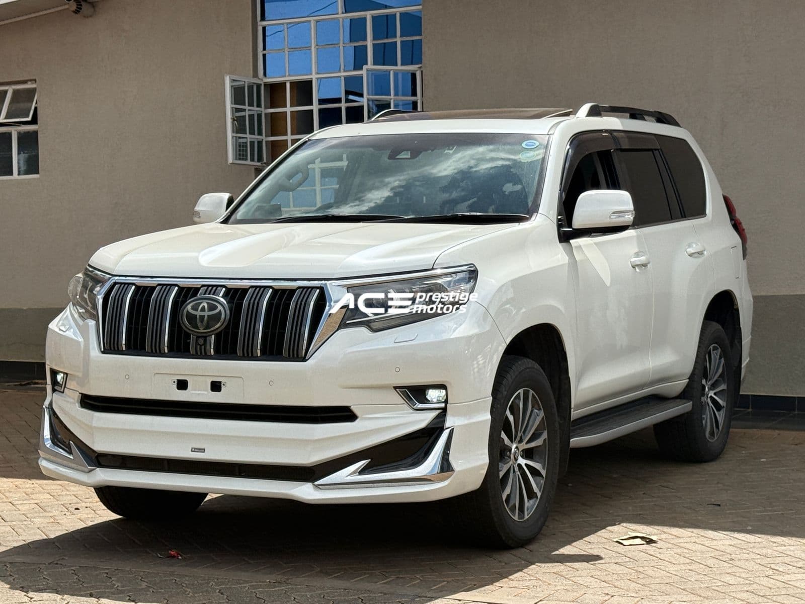 Image of  Toyota Land Cruiser Prado TZG YOM - 2017