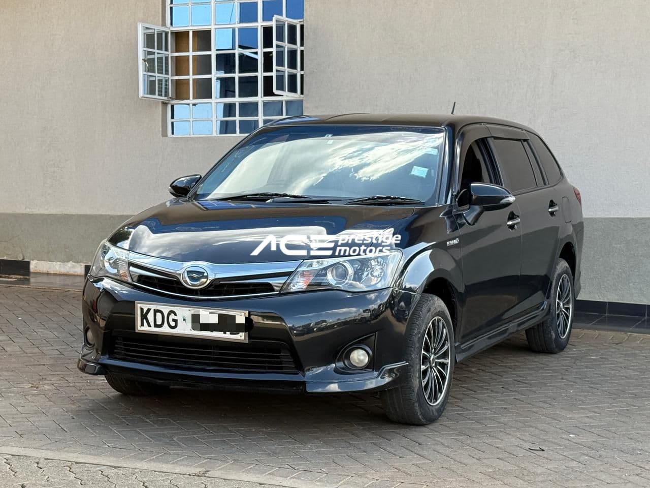 Image of Toyota Fielder Hybrid  YOM - 2015