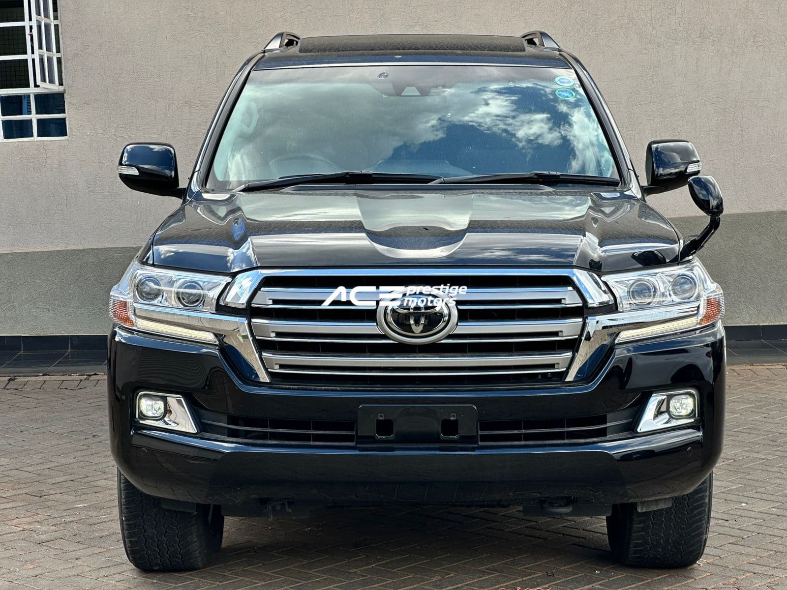 Image of Toyota Land Cruiser LC200  YOM - 2018