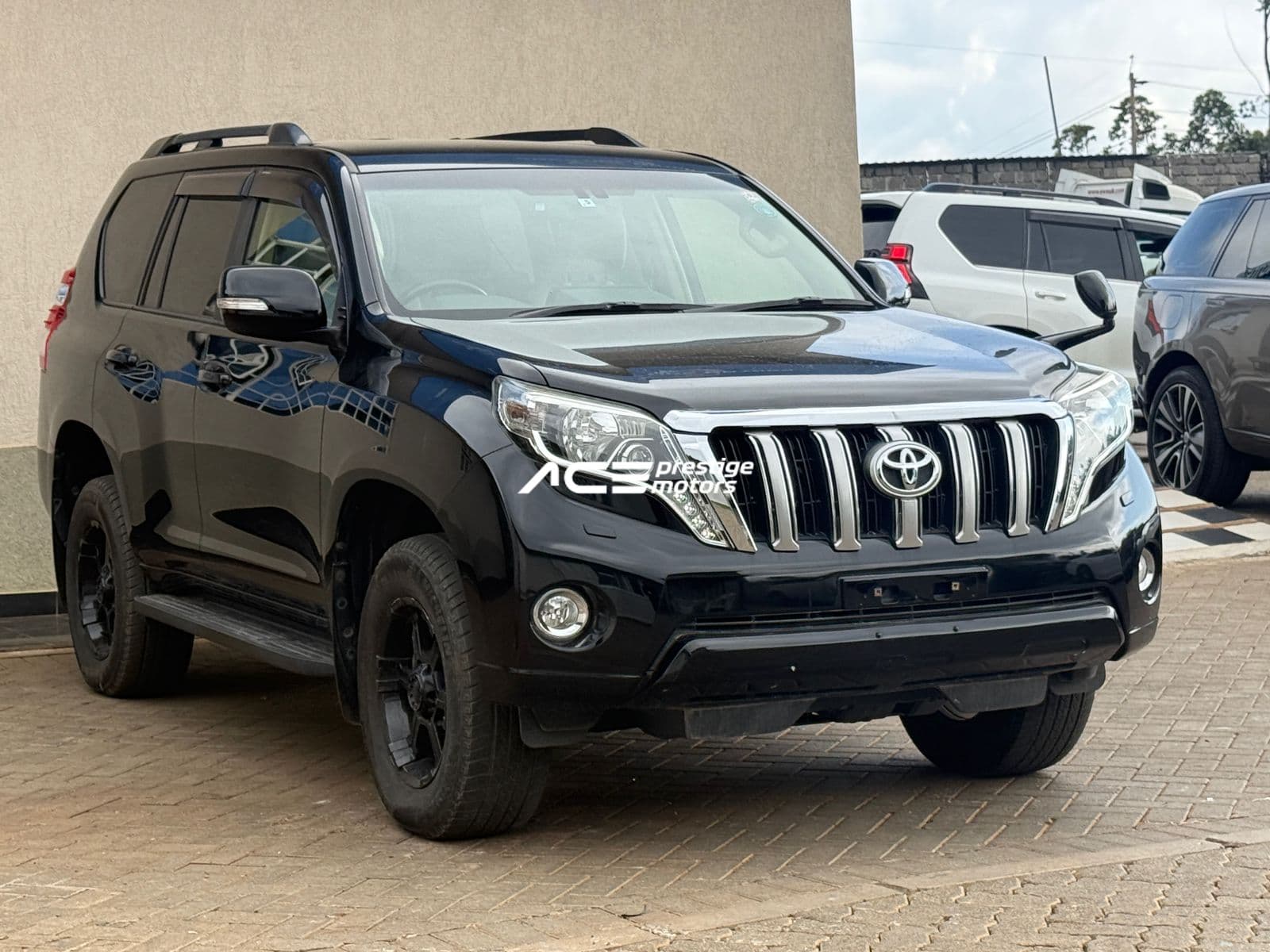 Image of Toyota Land Cruiser Prado TX YOM - 2017