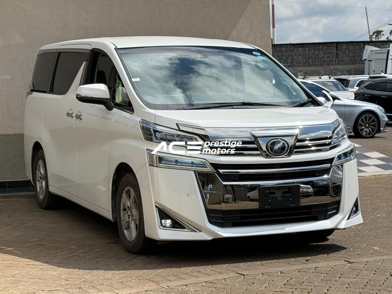 Image of Toyota Vellfire  YOM - 2018
