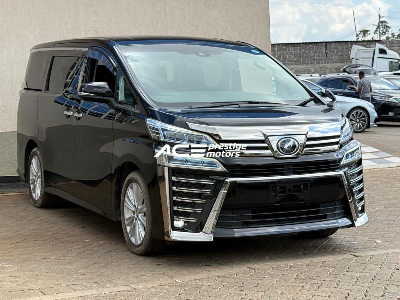 Image of Toyota Vellfire  YOM - 2018