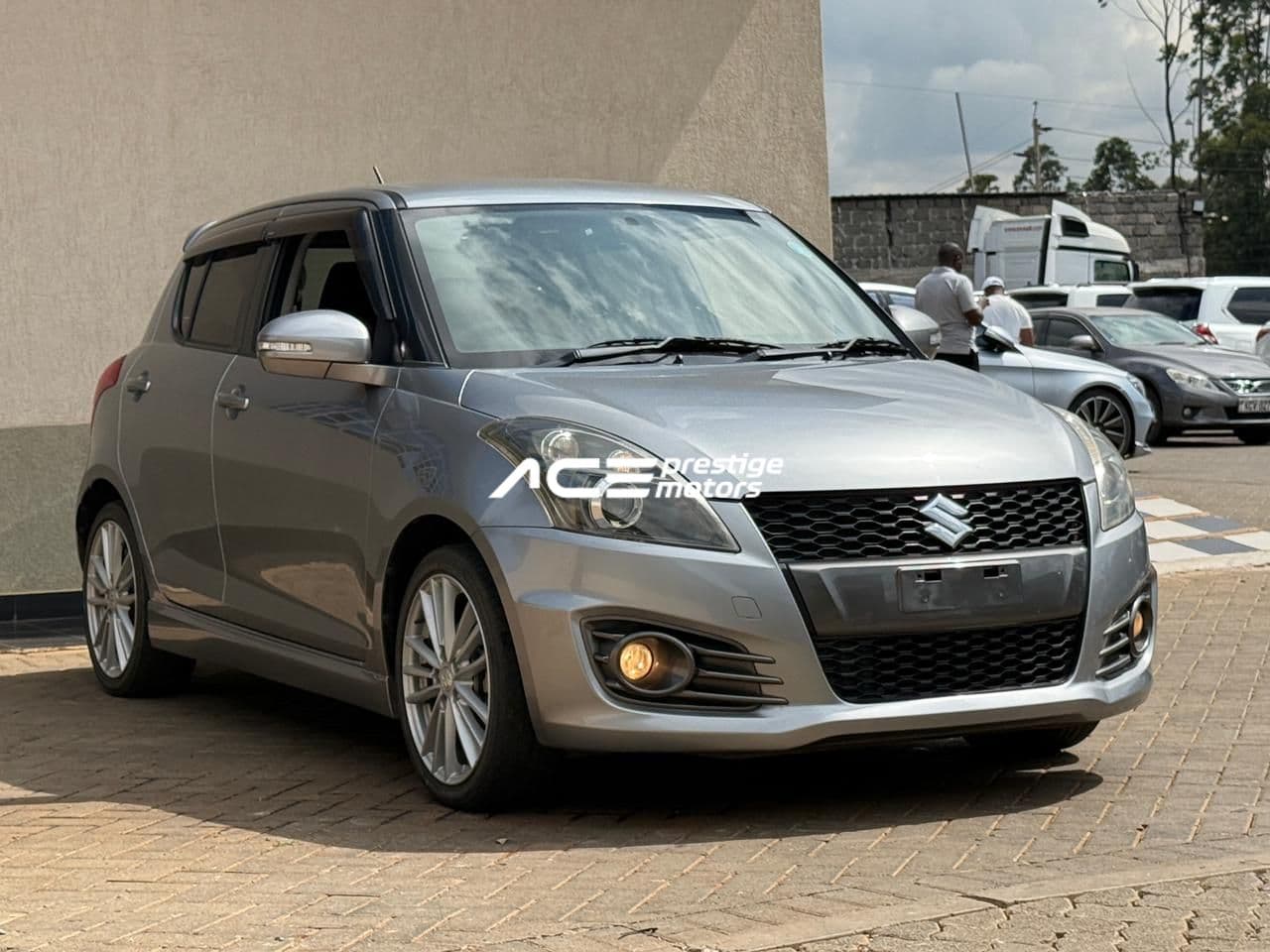 Image of Suzuki Swift RS Manual YOM - 2016