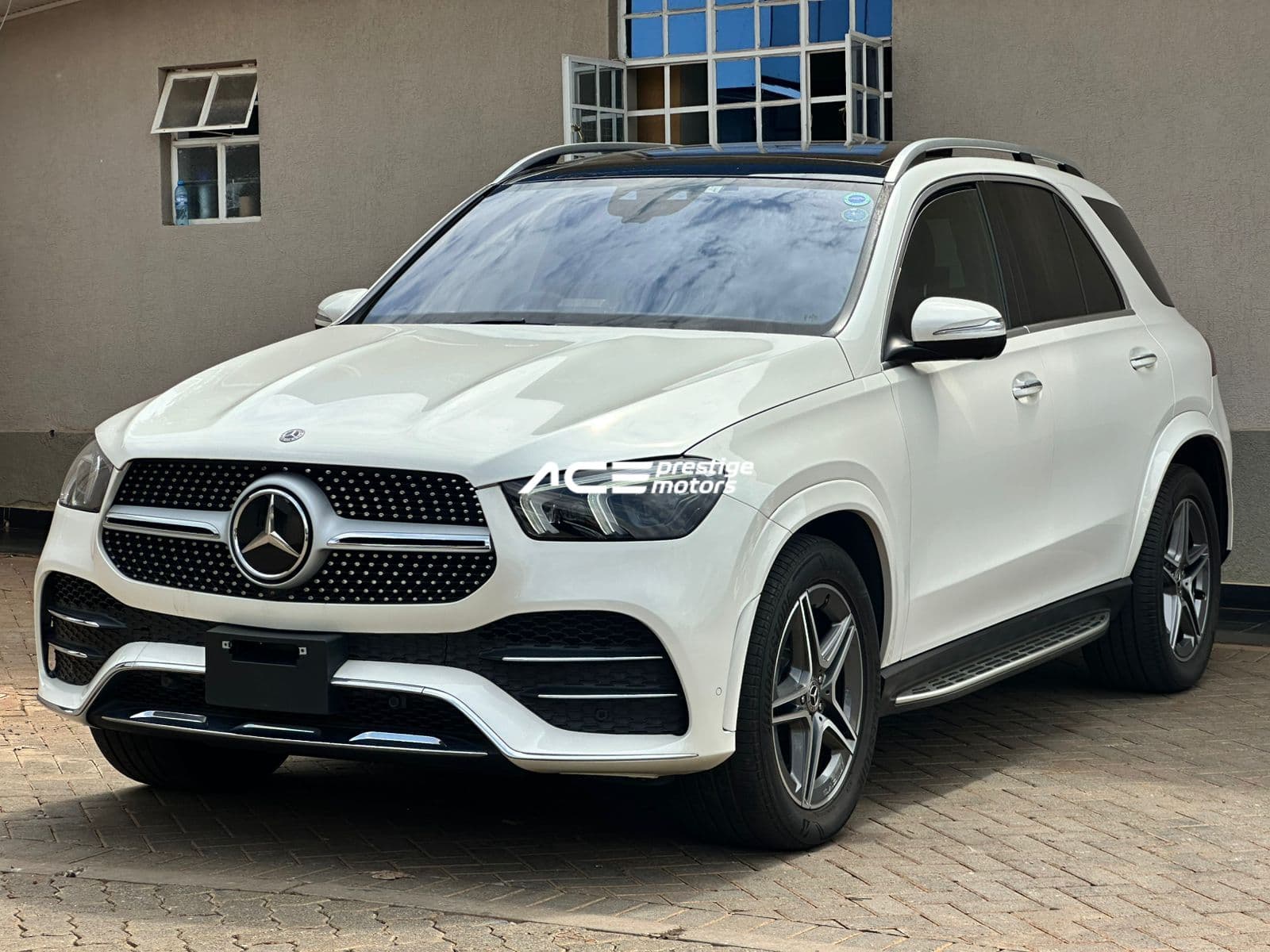 Image of Mercedes-Benz GLE400d  YOM - 2020