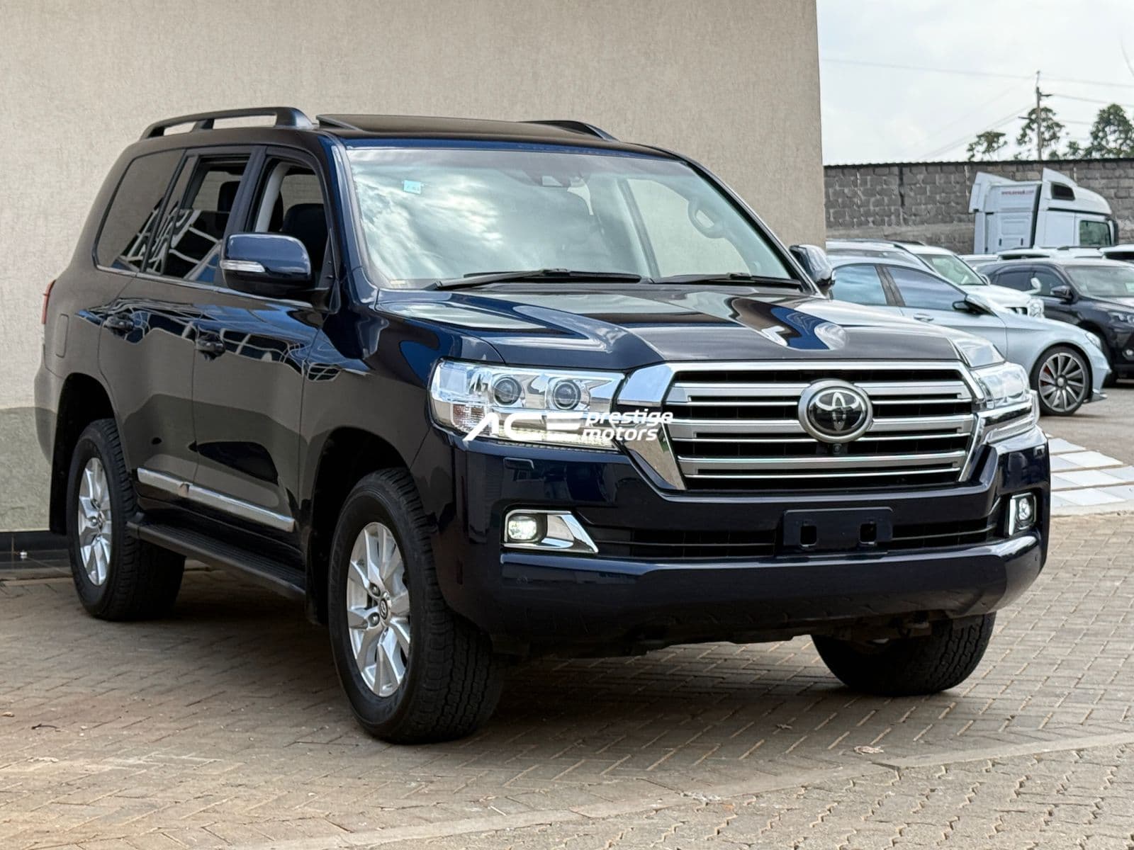 Image of Toyota Land Cruiser LC200 Sahara  YOM - 2018