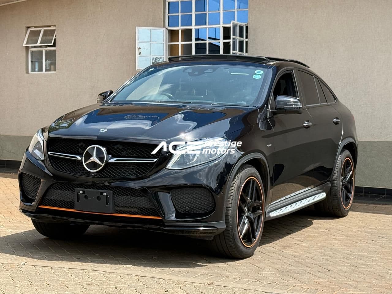 Image of Mercedes-Benz GLE 350d Orange Art Edition YOM - 2018
