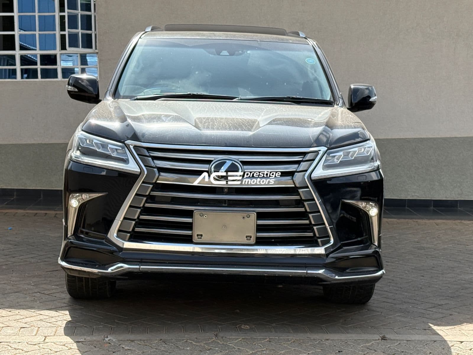 Image of Lexus LX570 YOM - 2016