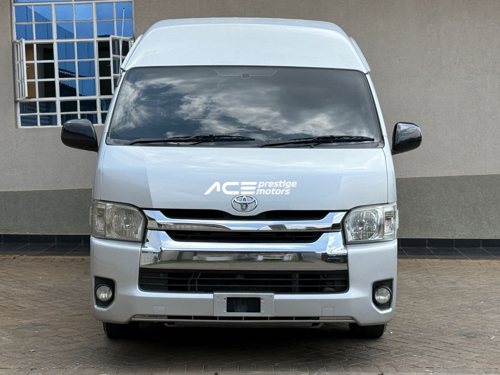 Image of Toyota Hiace Commuter VVIP YOM - 2018